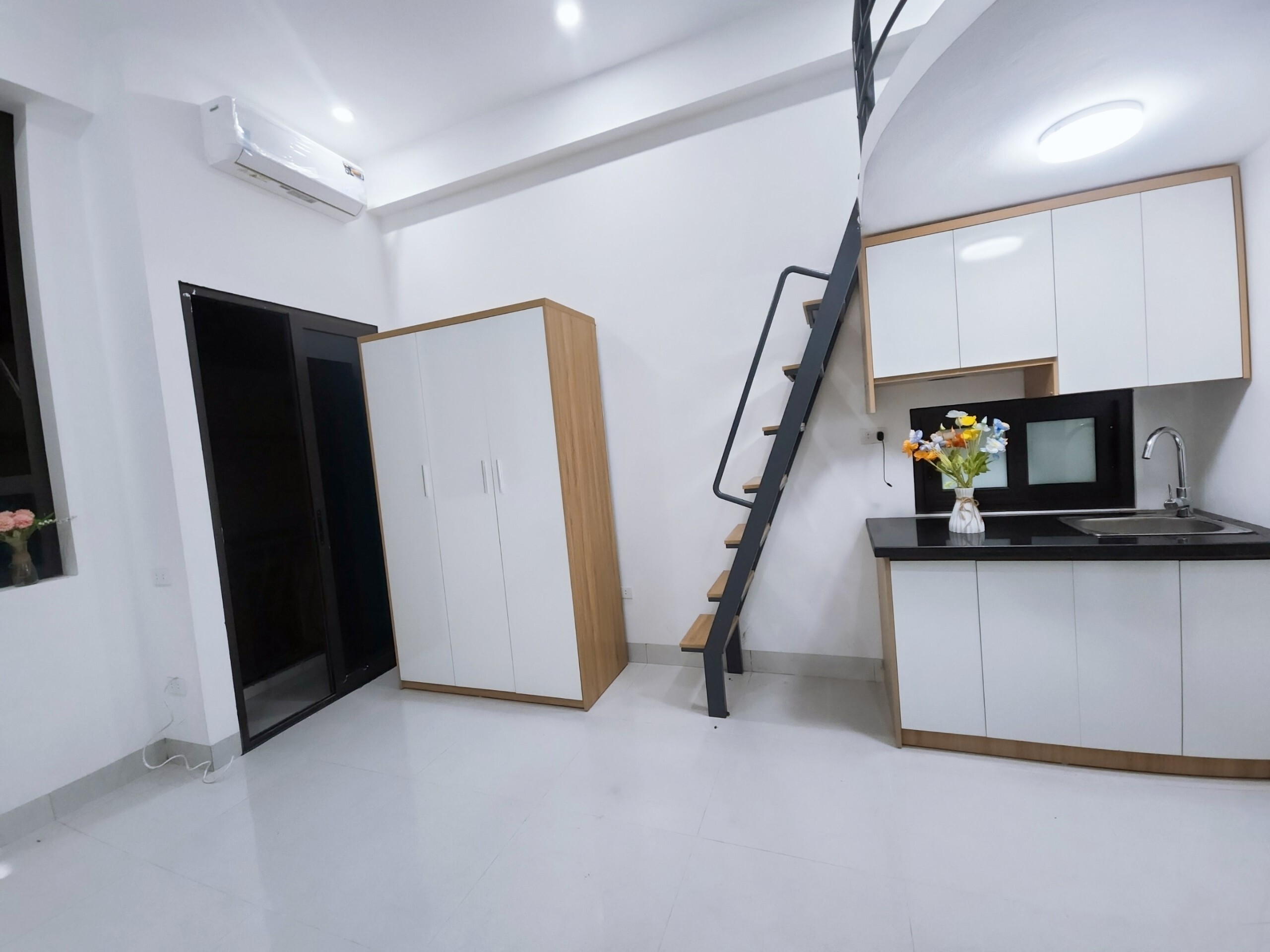 Phòng full nội thất hiện đại tại 488 Trần Cung – riêng tư, cửa vân tay, ở ngay-2
