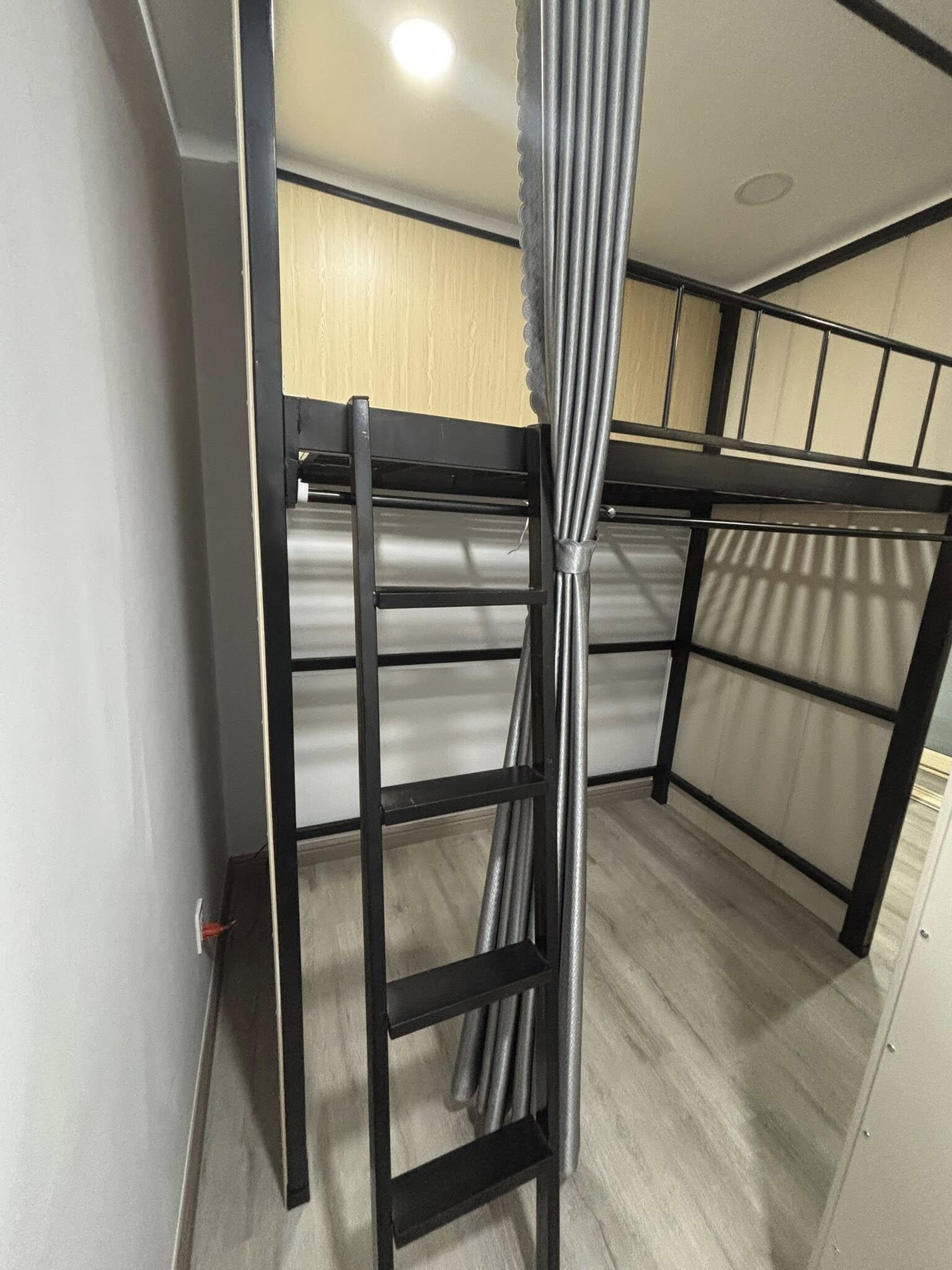 Cho thuê Ký túc xá cao cấp Duplex 10m2 giá rẻ tại Bình Tân-0