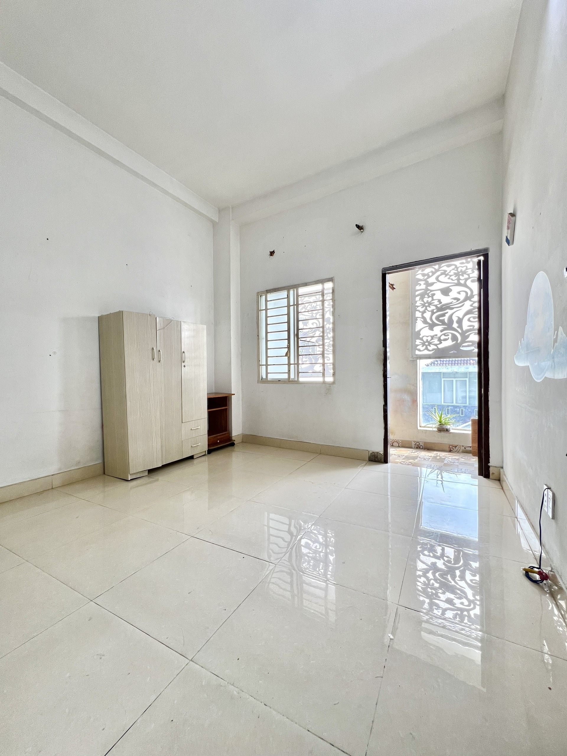 Cho thuê phòng gác ban công 20m² Gò Vấp-0