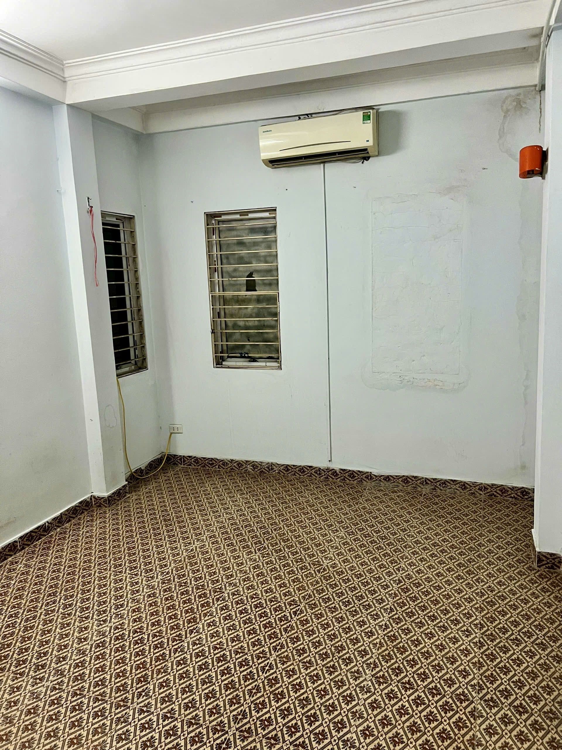 Cho thuê nhà nguyên căn Hoàng Hoa Thám, Quận Ba Đình-2
