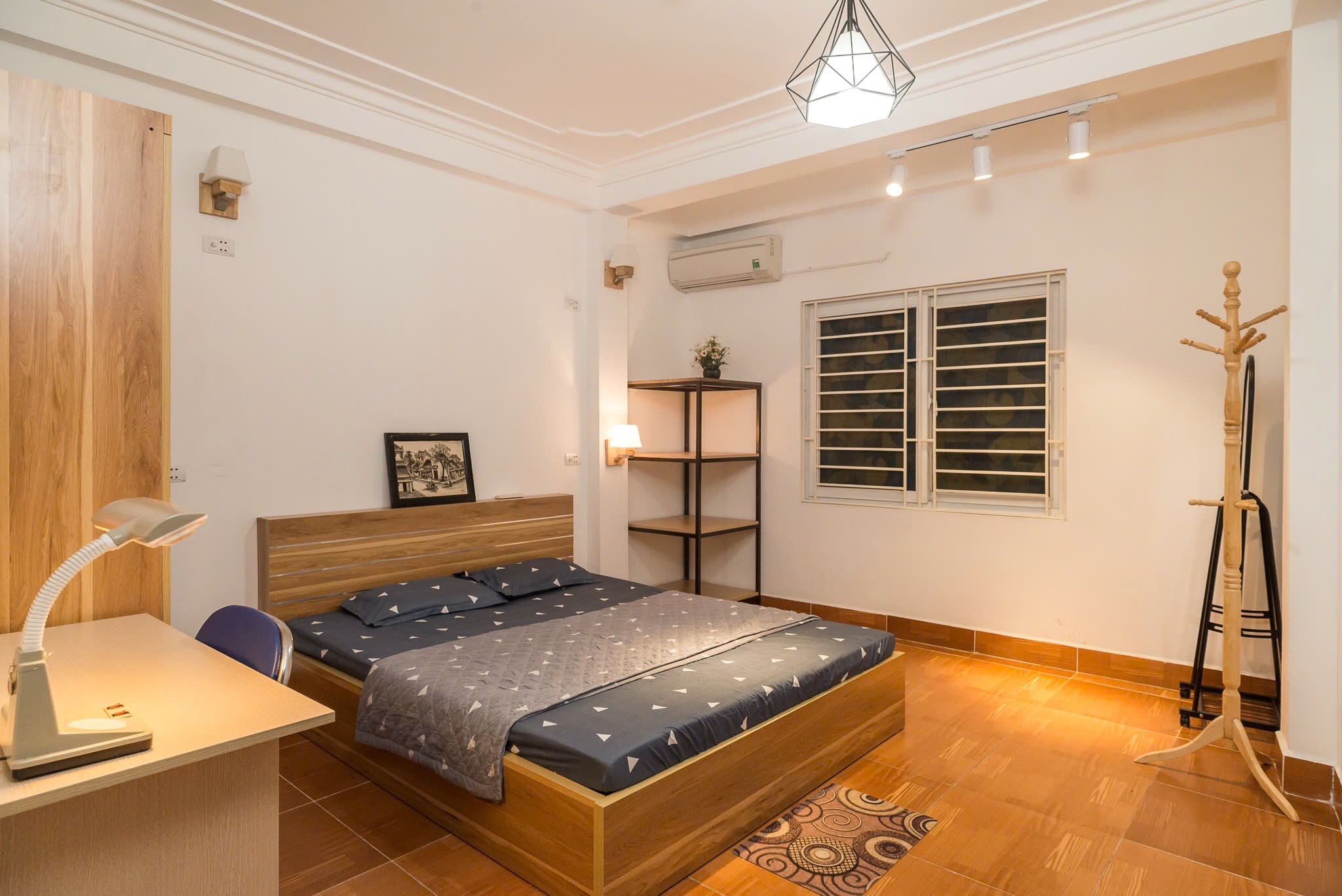 Cho thuê phòng studio ở 12 Xuân La, Tây Hồ, Hà Nội-0