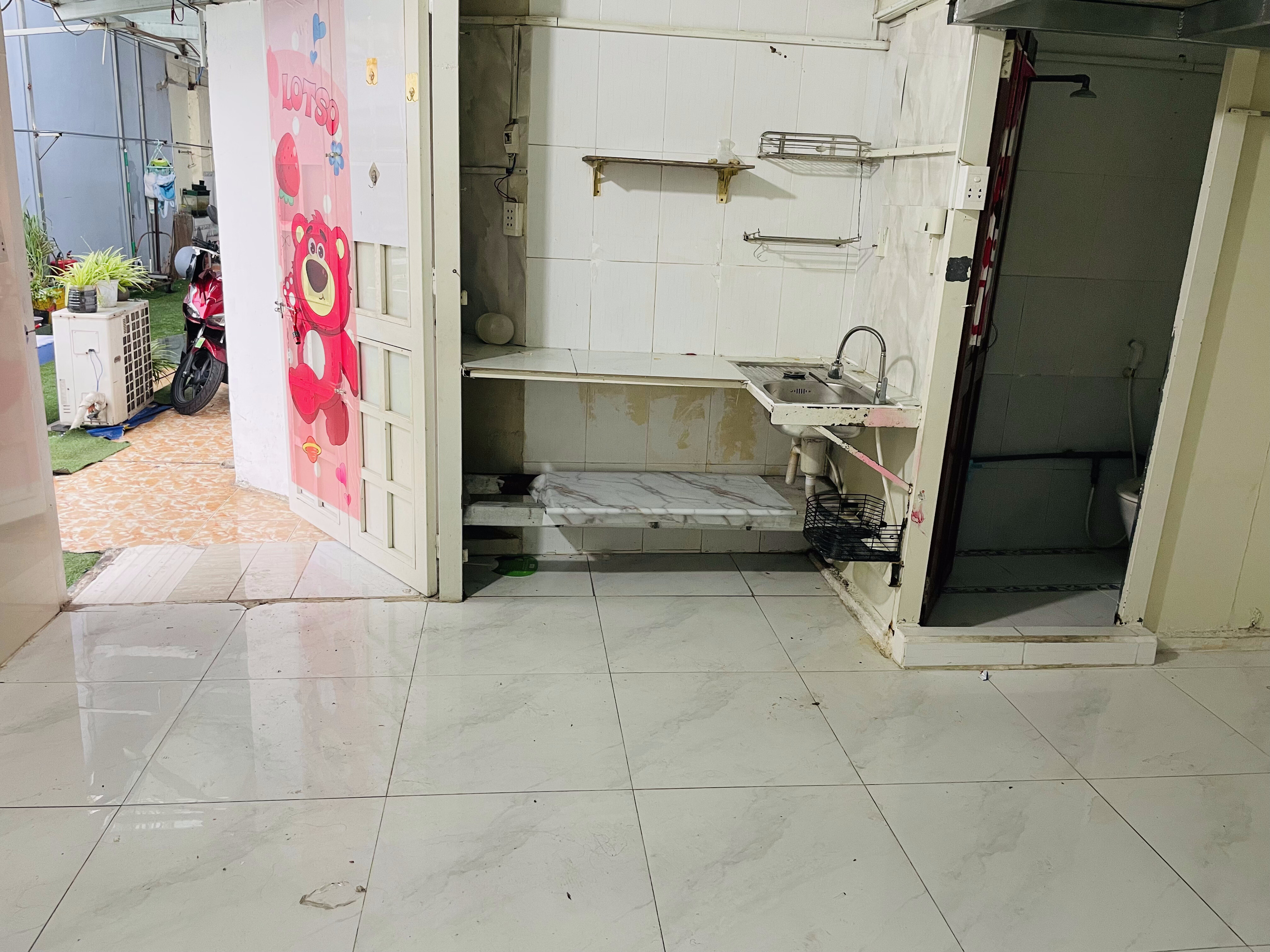 Cho thuê phòng trọ giá rẻ Nguyễn Hữu Tiến, Quận Tân Phú-2