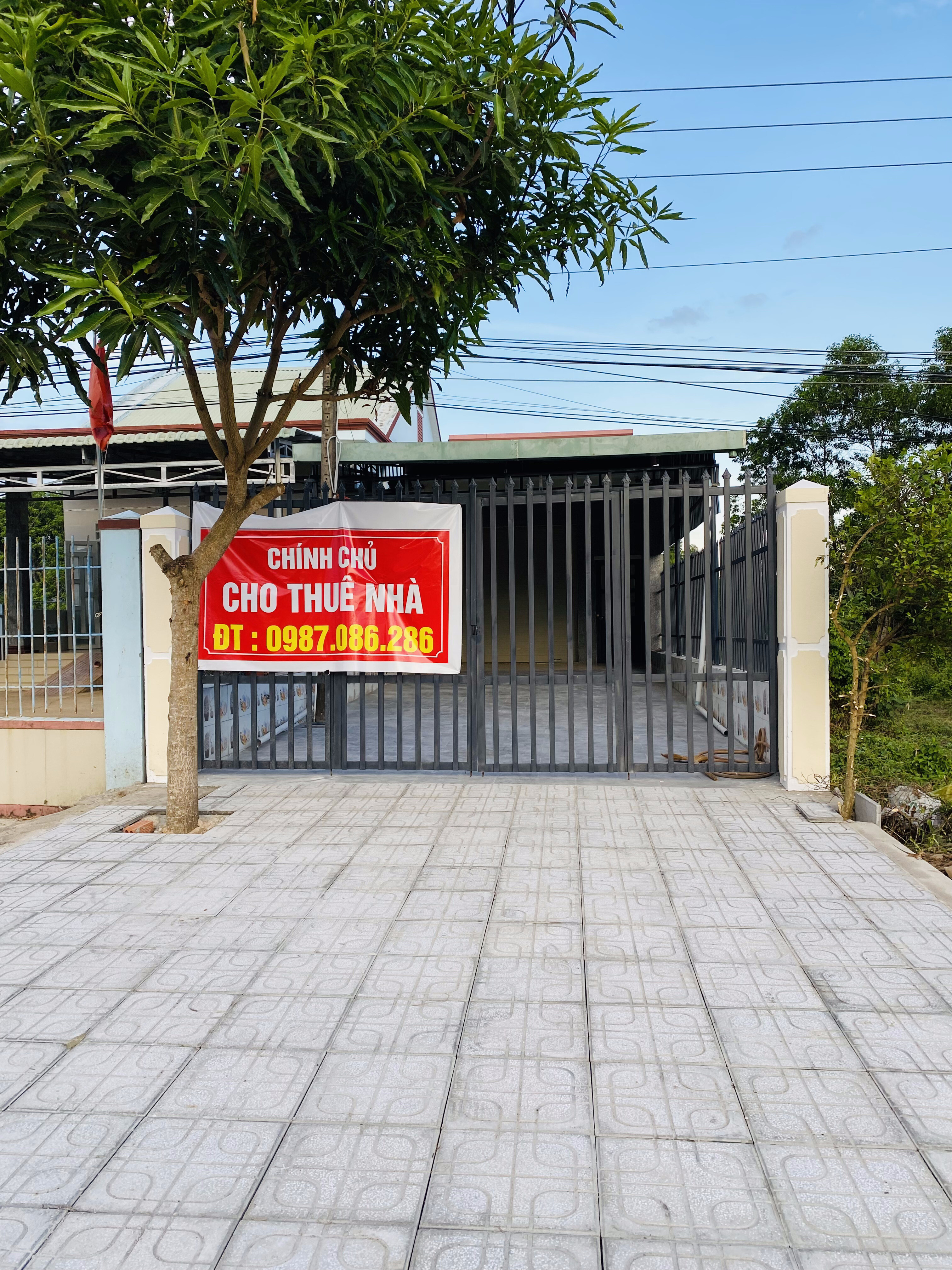 Cho thuê nhà nguyên căn đường Hương Lộ 2 (ngã 3 Cô đơn)-1