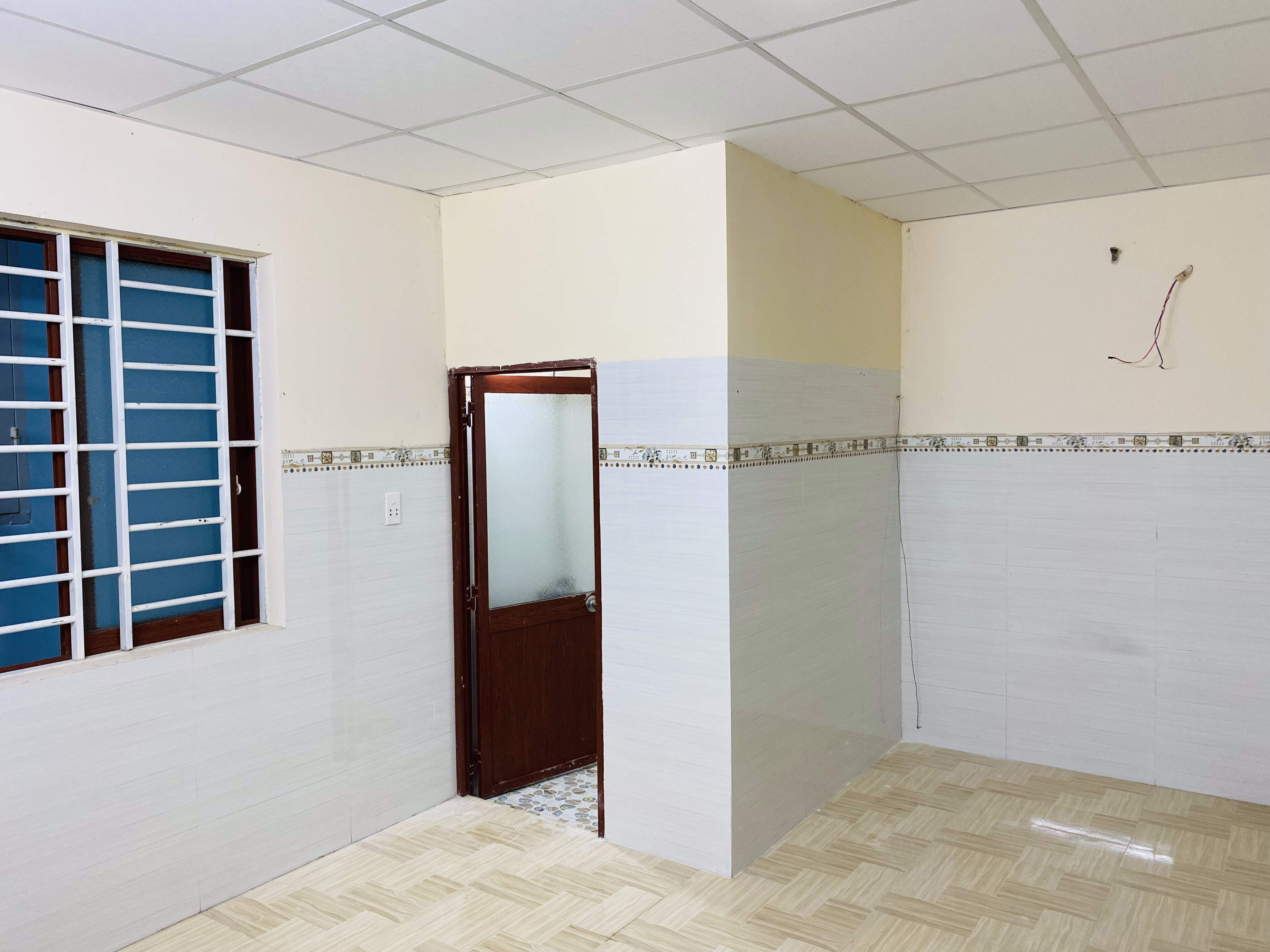 Cho thuê nhà nguyên căn đường Hương Lộ 2 (ngã 3 Cô đơn)-4