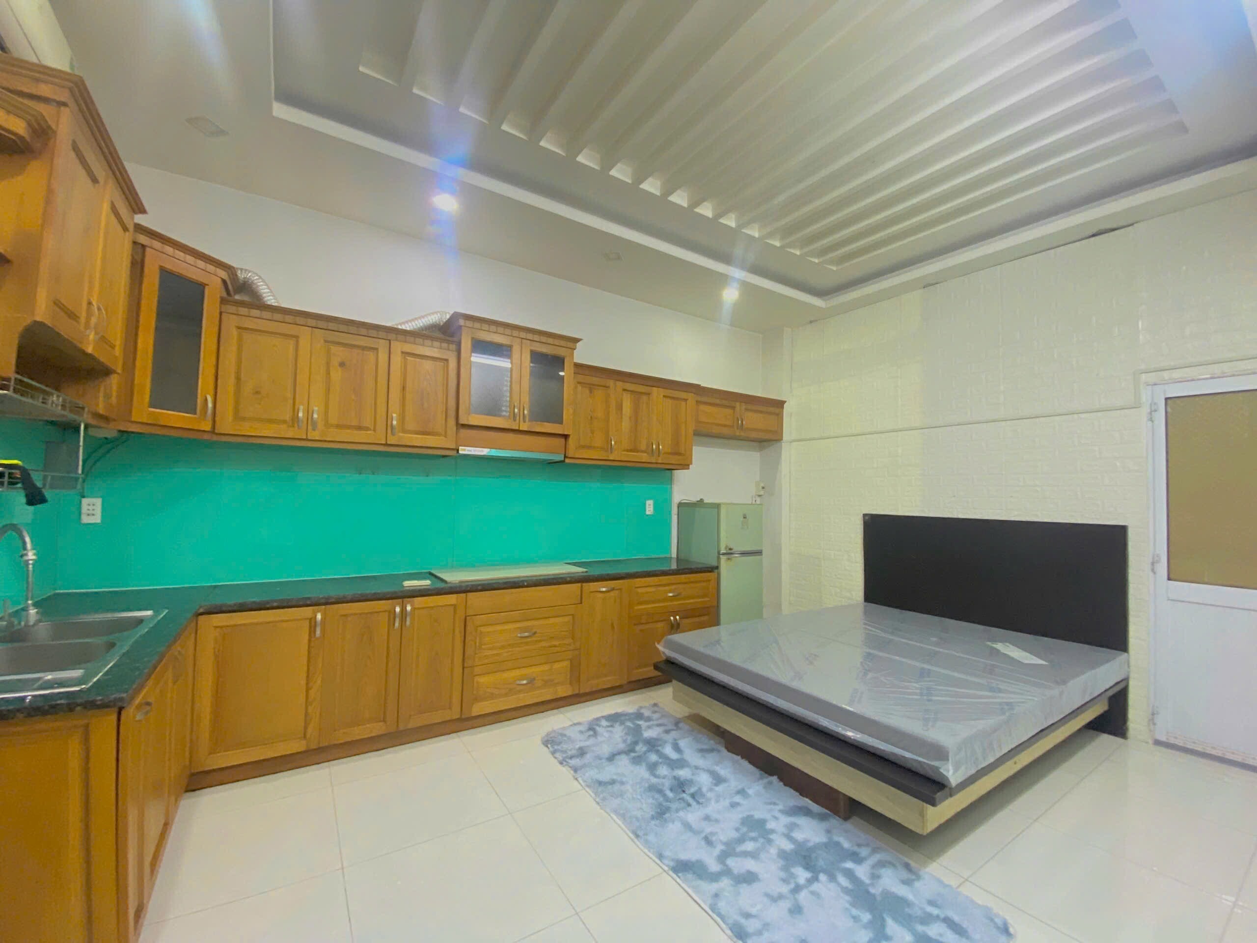 Cho thuê phòng trọ 30m2 Phú Mỹ, Quận 7-0