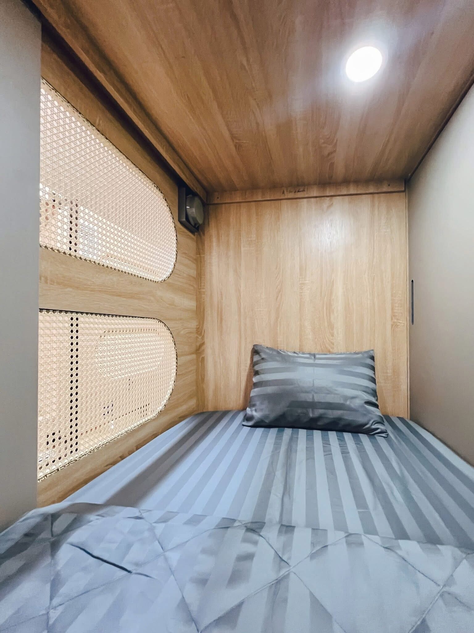 Cho thuê Sleepbox có khoá, Tân Bình gần nhà ga T3-1