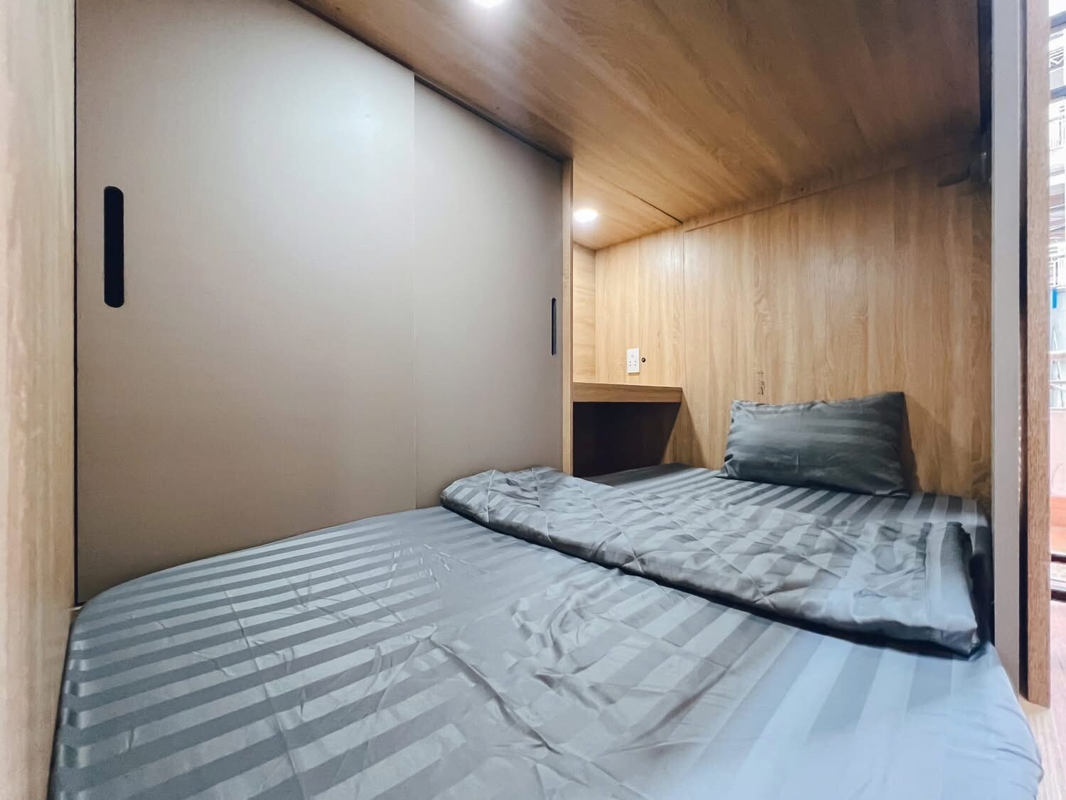 Cho thuê Sleepbox có khoá, Tân Bình gần nhà ga T3-2