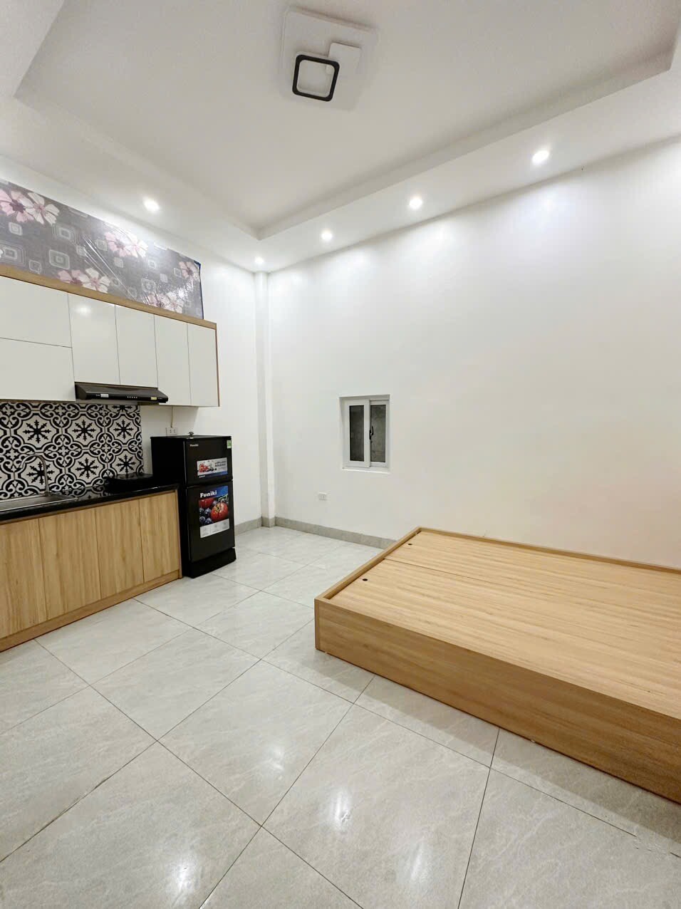Cho thuê phòng STUDIO 30m2 tại ngõ 185 Chùa Láng, Hà Nội-0