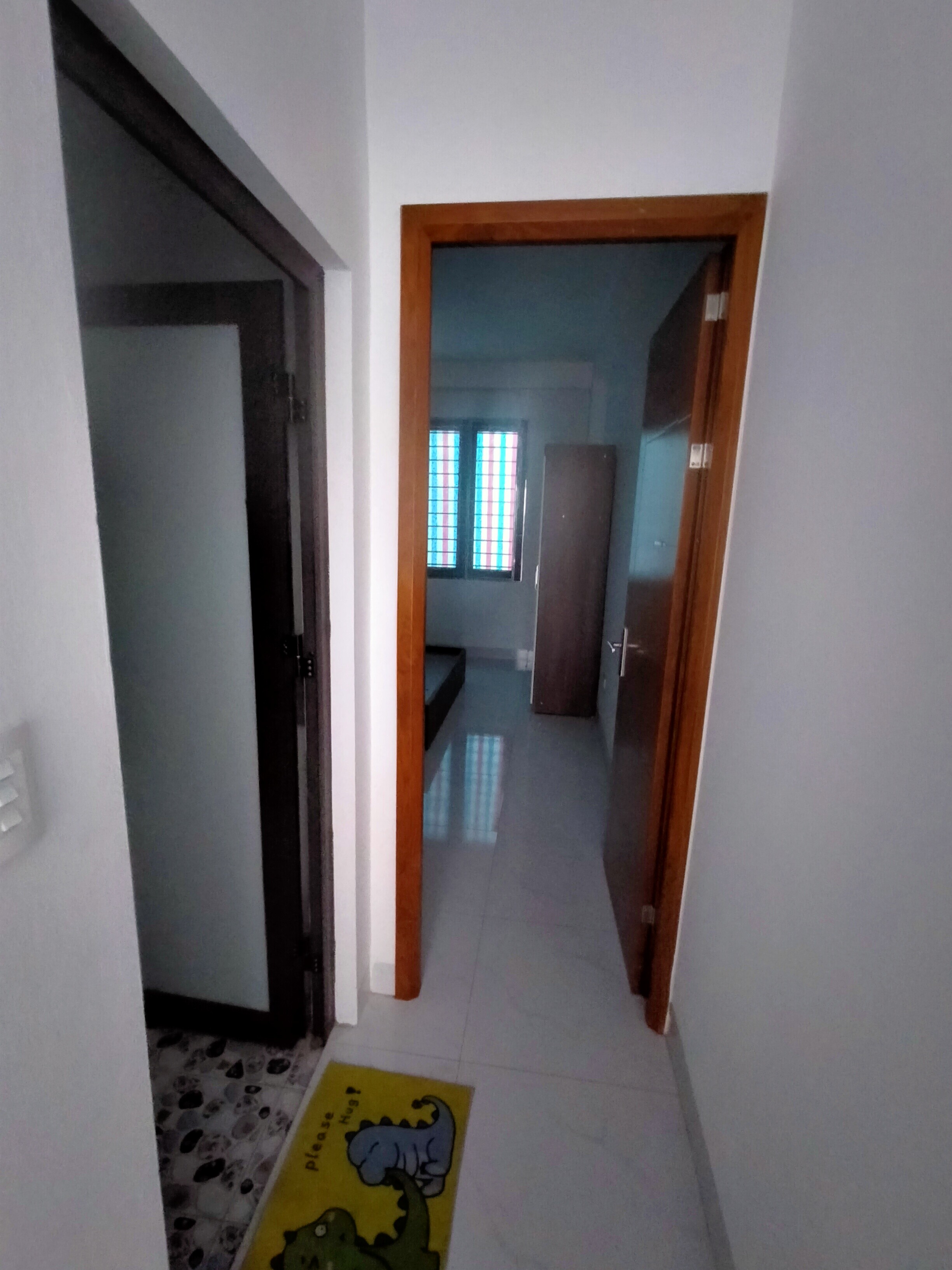 Cho thuê phòng trọ mới 20m2 giá tốt.-0