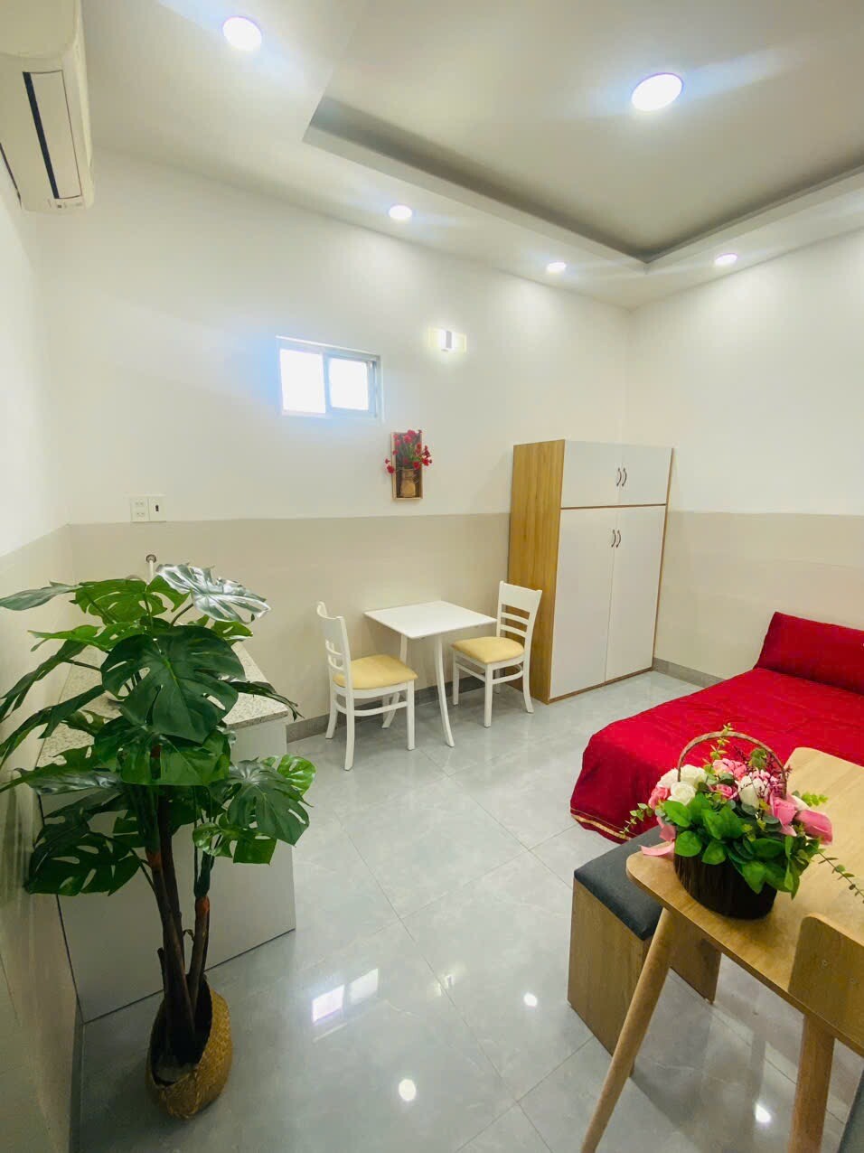 Nhà Mới Có Thang Máy Mặt tiền ngay góc Thạch Lam Văn Cao Bình Long-0