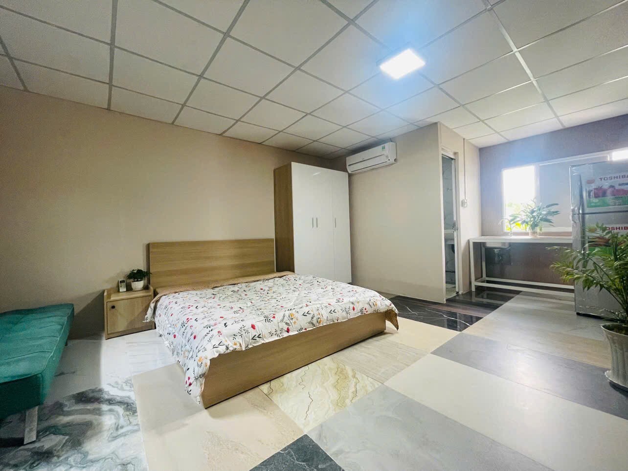 Phòng rộng 30m2 đầy đủ nội thất ngay nguyễn xí-3
