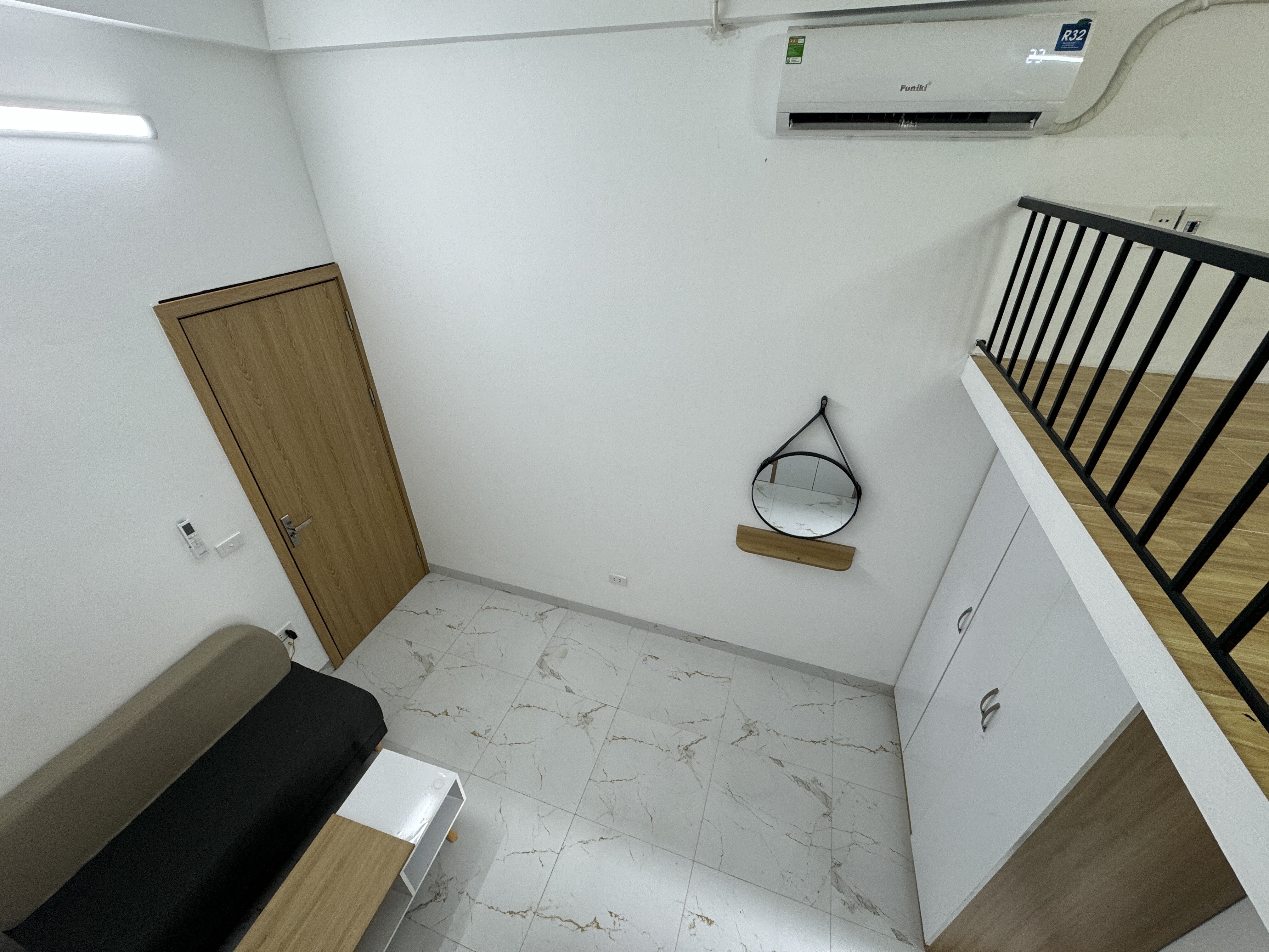 Cho thuê CCMN Triều Khúc 25m² – Full nội thất, thang máy, giá 4tr–4tr2-2