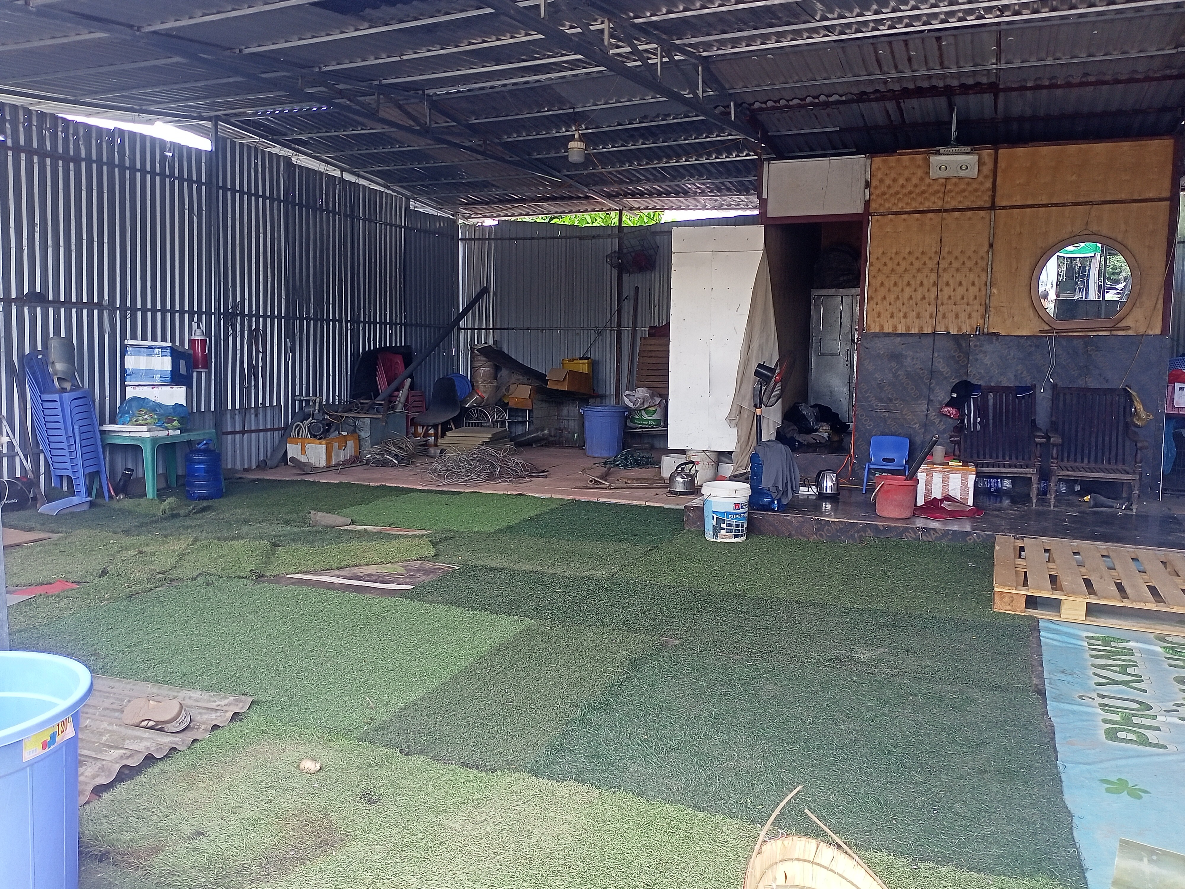 Cho thuê đất 500m² có 150m² nhà ở + mái tôn, giá rẻ chỉ 7tr/tháng-2