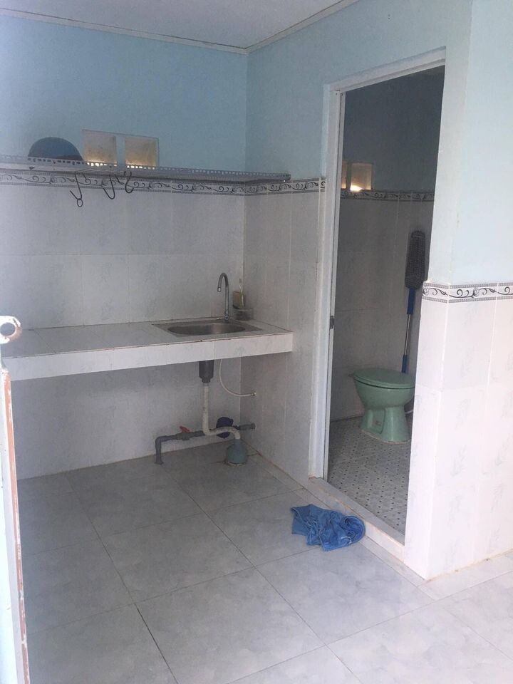 Phòng trọ giá rẻ, sạch sẽ, thoáng mát gần Nguyễn Văn Tạo, Hiệp Phước-1