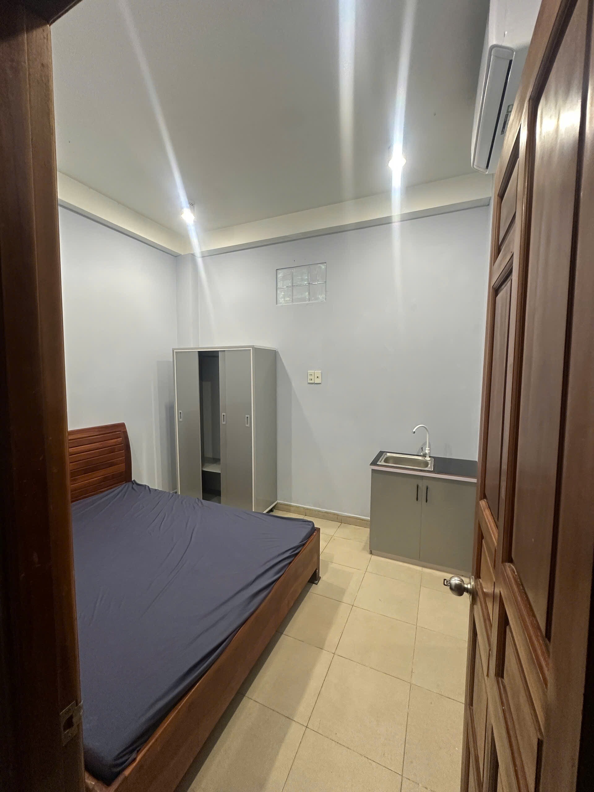 Cho thuê CHDV giá rẻ Tô Ký 2.5 triệu/tháng – full nội thất tiện nghi-1