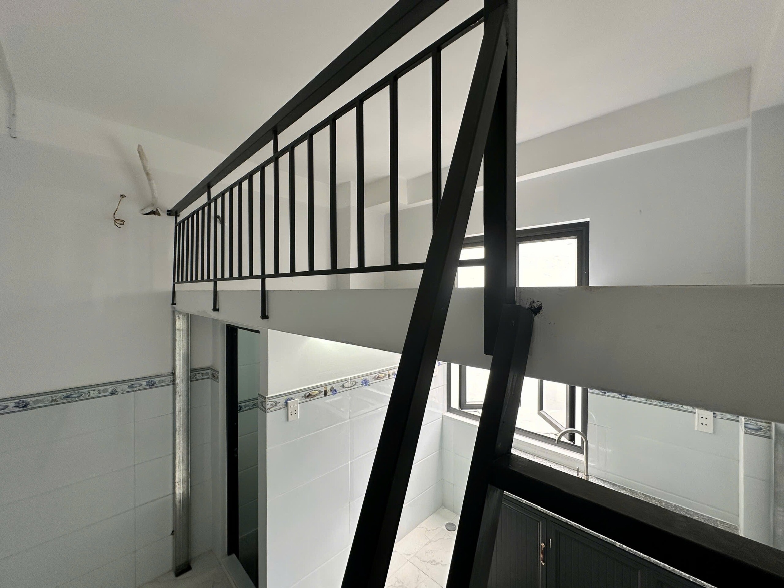 Cho thuê duplex mới 100% giá rẻ tại Hà Huy Giáp – Ngã Tư Ga-1