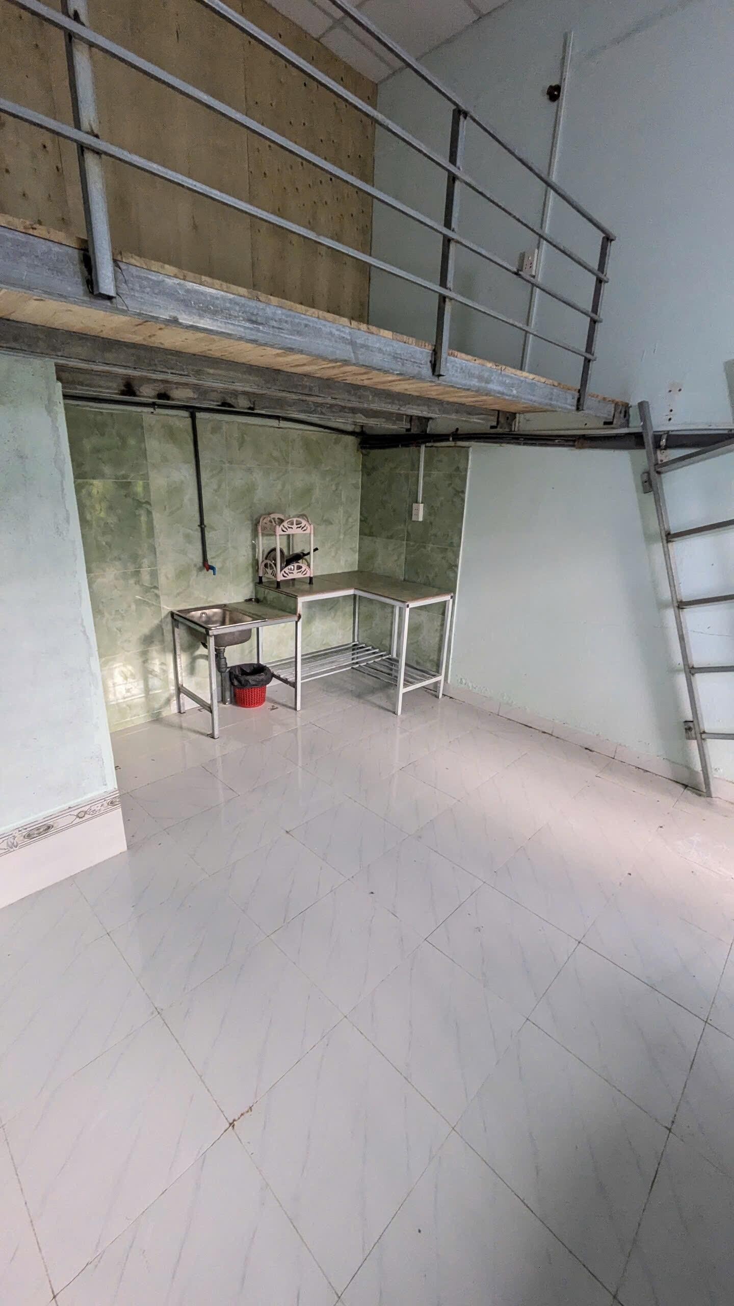 Phòng Trọ Gác Lửng 22m2 Đường Số 8 Thủ Đức-0