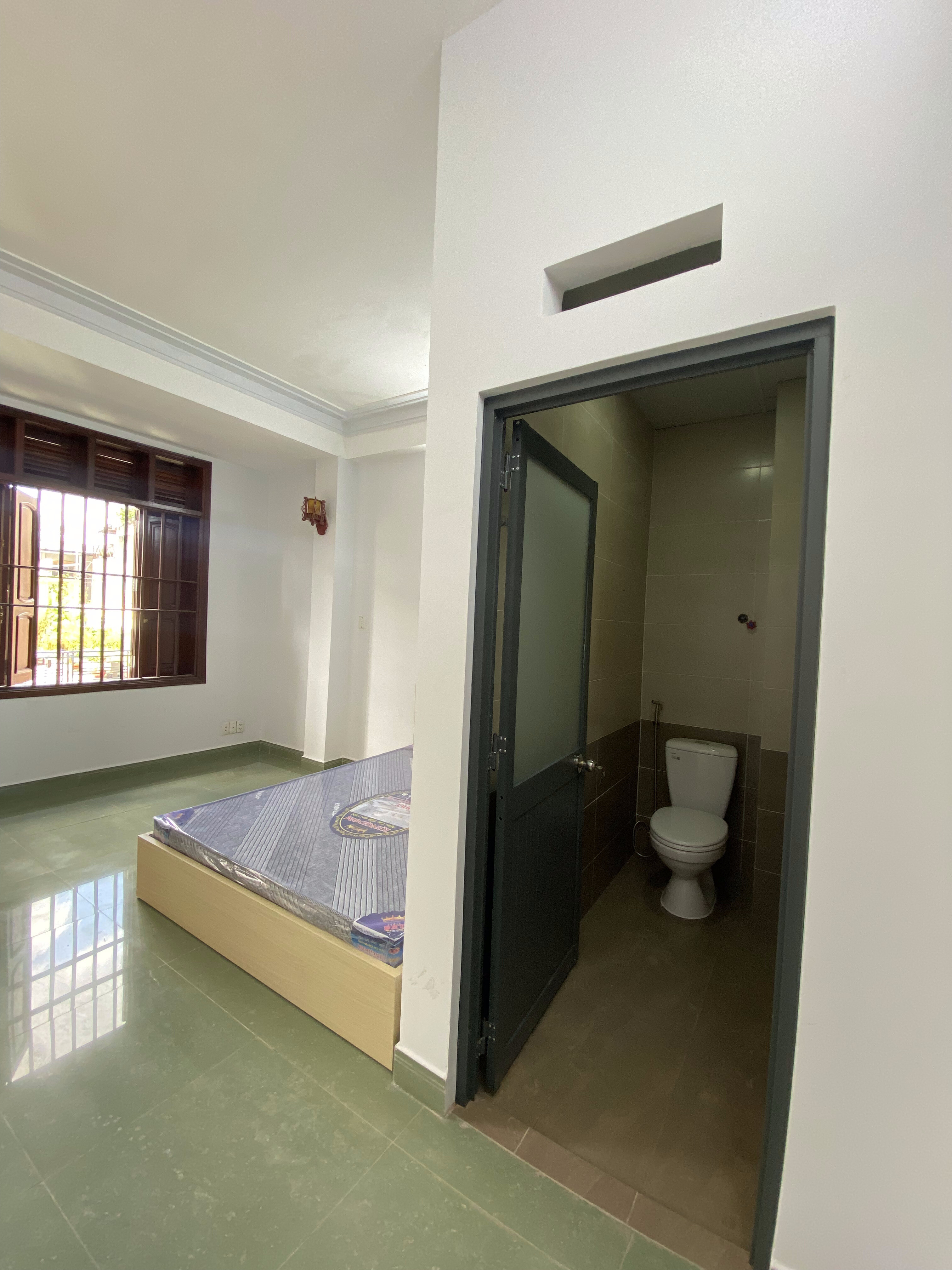 Cho thuê phòng ban công full nội thất giá rẻ Gò Vấp – Tân Bình-2