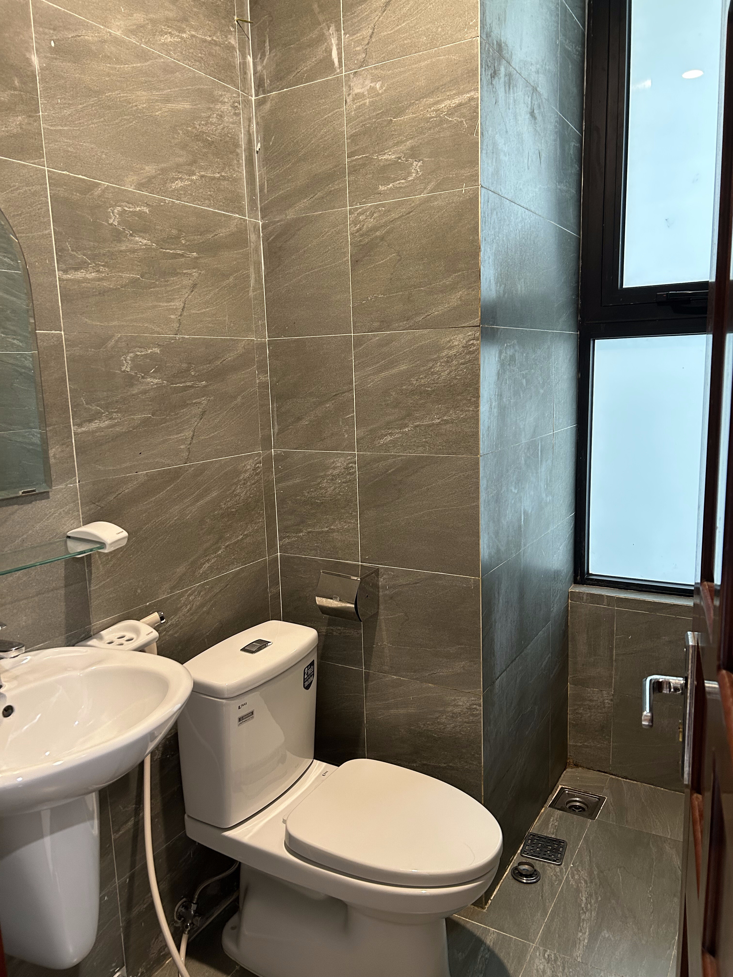 Cho thuê căn hộ cao cấp Manor Huế, 2PN 2WC full nội thất-1