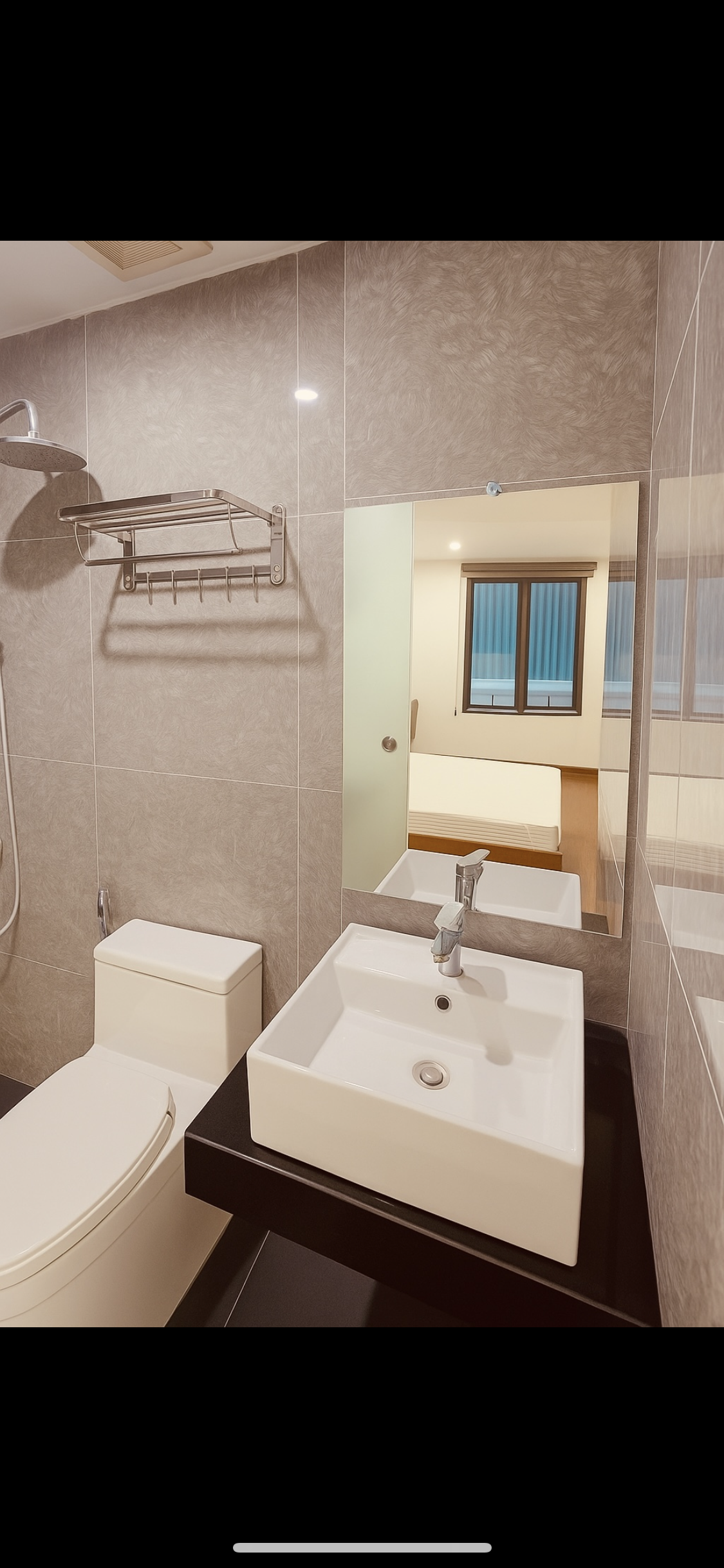 Giảm giá 10% tháng khai trương, miễn phí tiền dịch vụ cho khách đóng 3 tháng 1-5