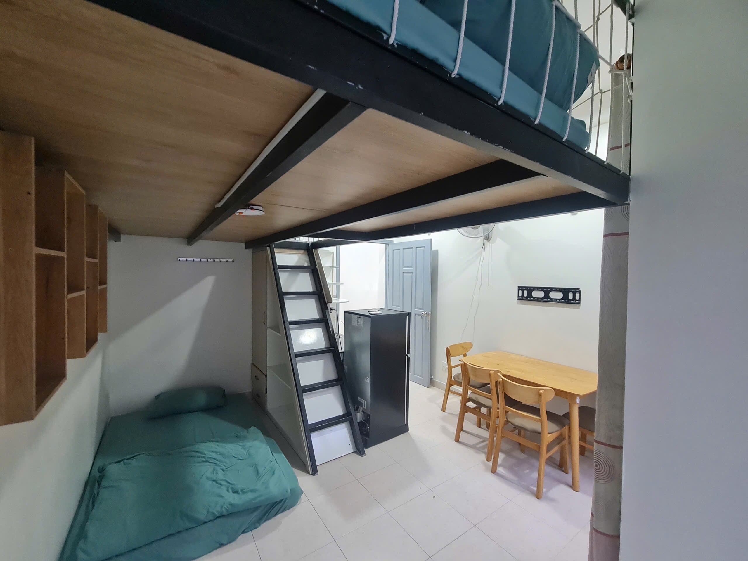 CHO THUÊ CĂN DUPLEX 50m2 sát LOTTE MART CỘNG HOÀ-0
