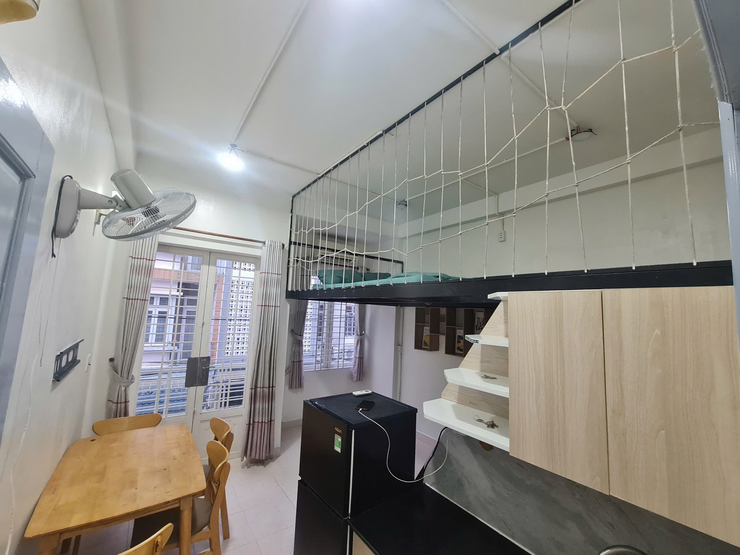 CHO THUÊ CĂN DUPLEX 50m2 sát LOTTE MART CỘNG HOÀ-1