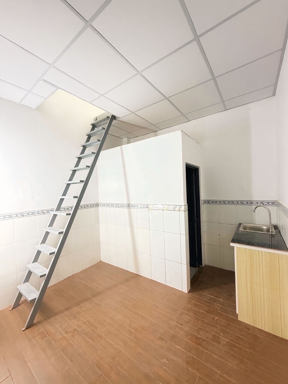 Cho thuê phòng trọ có gác 20m² full tiện ích, giá chỉ 3.5 triệu/tháng-0