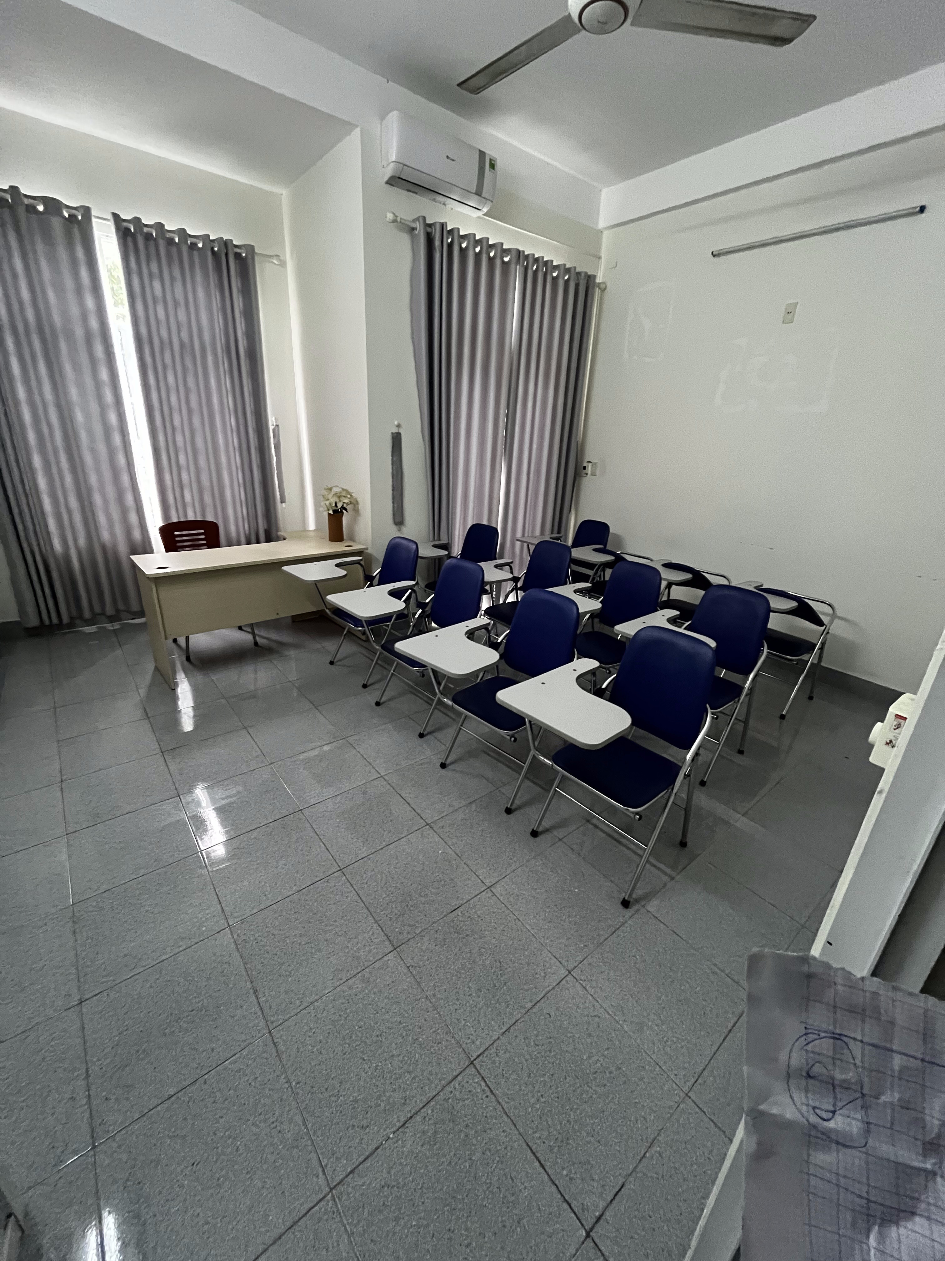 Cho thuê Tầng1 &  (cho thuê phòng )-4