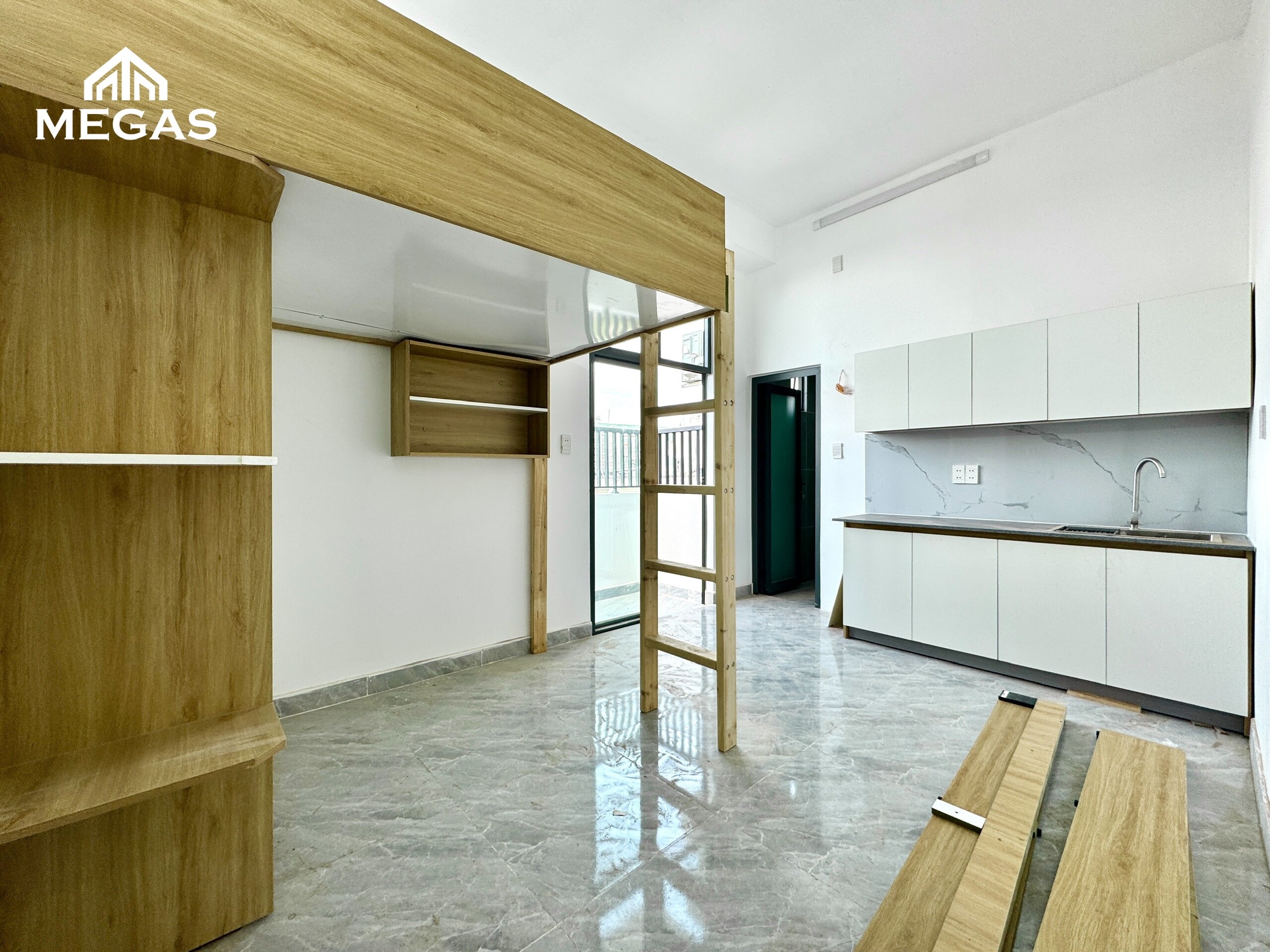 Duplex mới xây 100% - Chưa qua sử dụng - Full nt như hình có ban công ngay Trường Chinh - Phan Văn Hớn-0