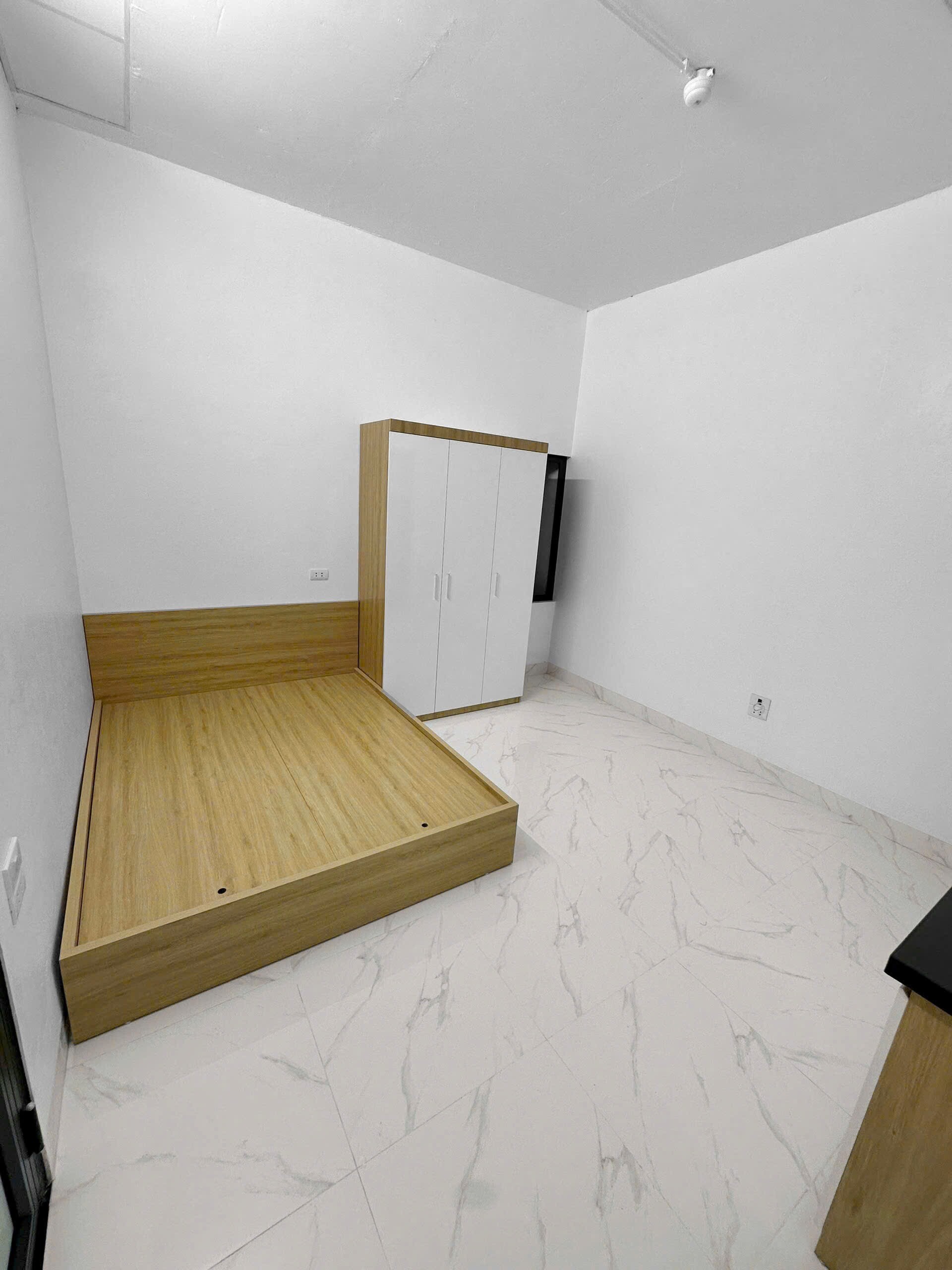 Cho thuê phòng tại kdt đô nghĩa (gần phenika)-0