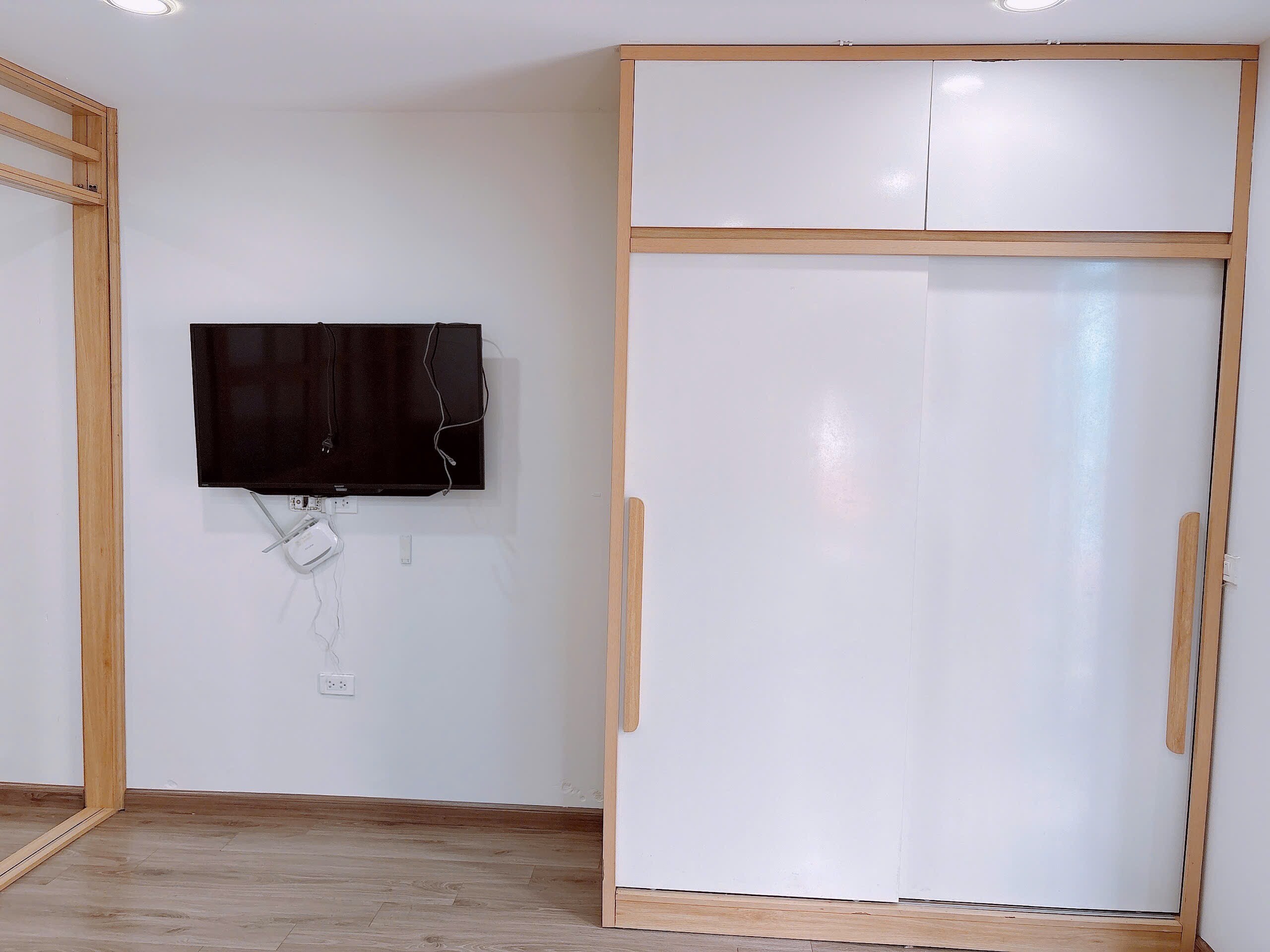 CHO THUÊ CĂN HỘ CAO CẤP 499 KIM MÃ FULL ĐỒ-4