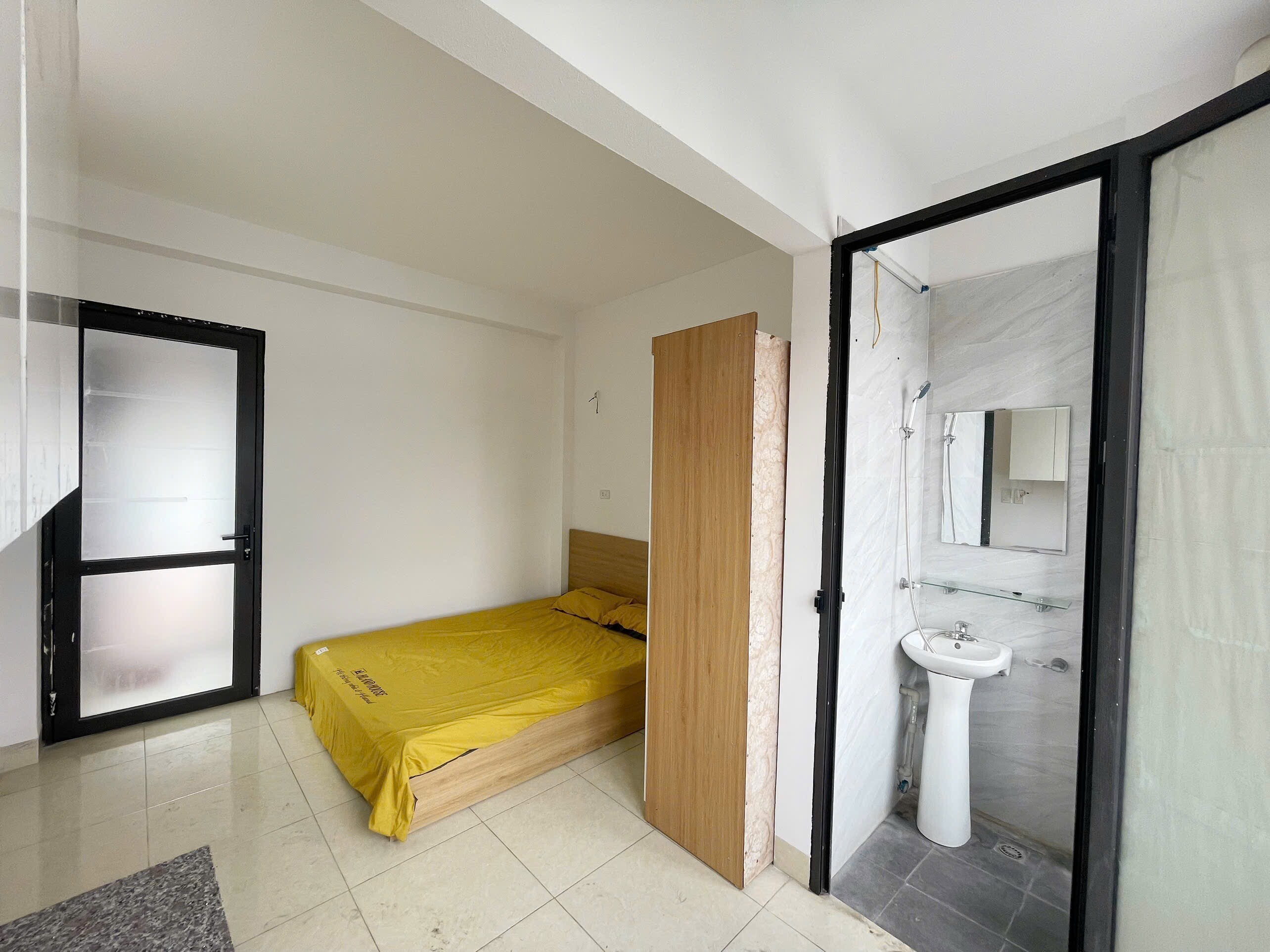 PHÒNG TRỌ Ở ĐƯỢC LUÔN ,CÓ CỬA SỔ TO ,NHẬN XE ĐIỆN VÀ CHO NUÔI THÚ CƯNG-3