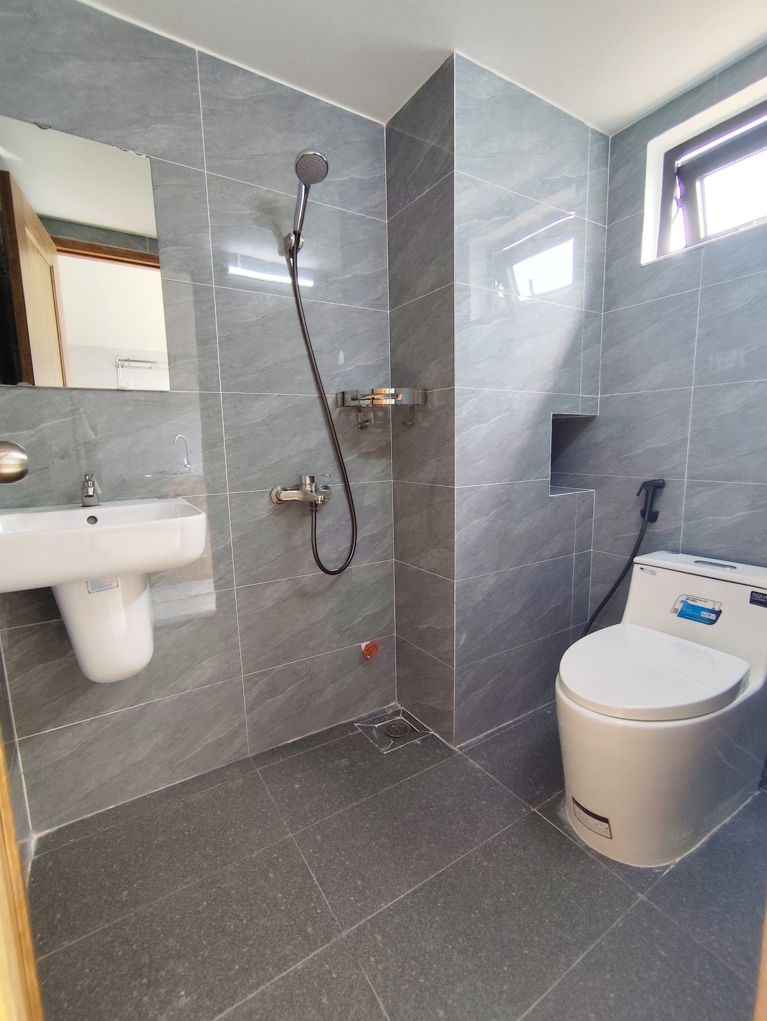 Cho thuê phòng trọ sinh viên giá tốt gần pct fpt vku y dược...-7