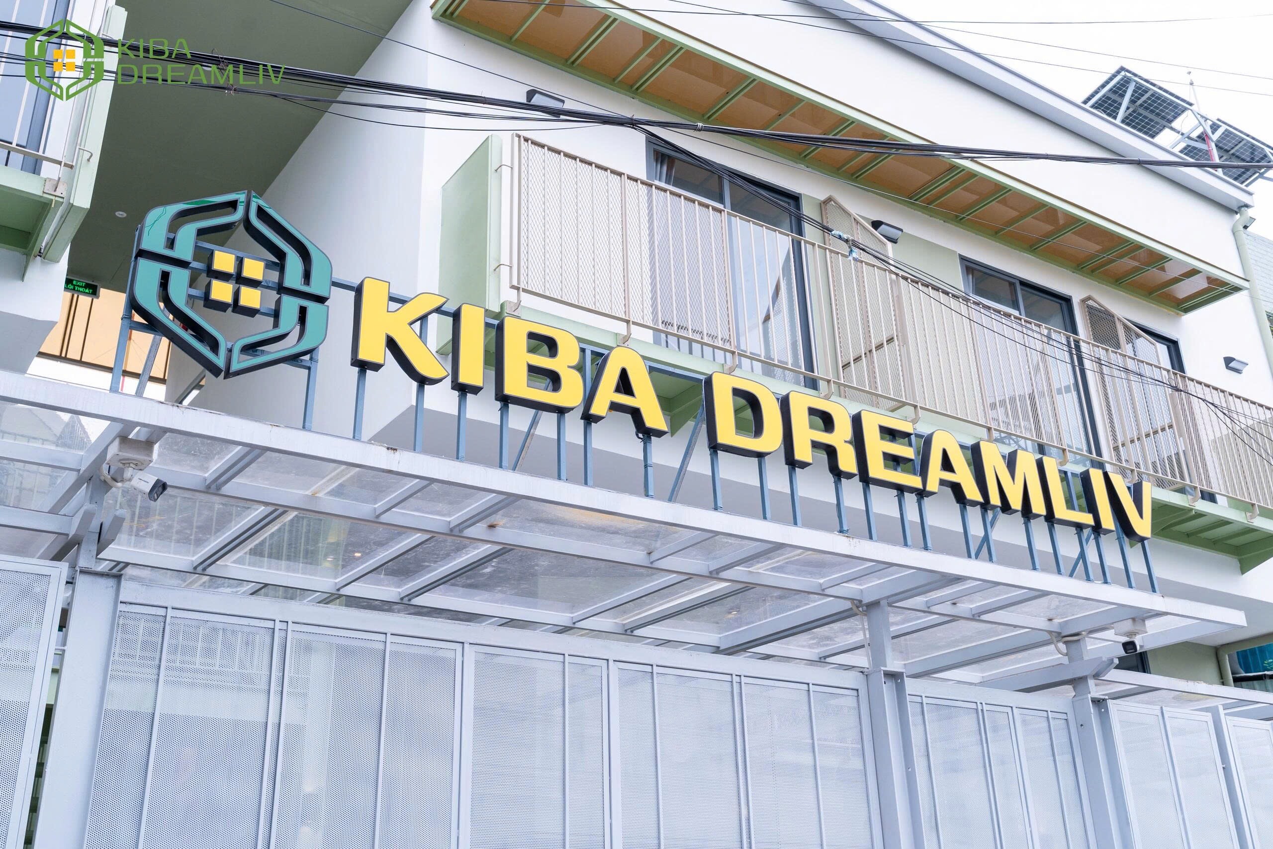 Cho thuê chdv 30m2 phú hữu - mới 100%-0