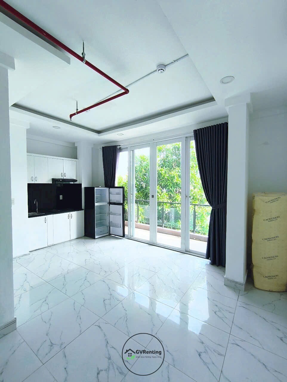 Pass gấp phòng ban công view siêu đẹp hỗ trợ giảm 700k tiền cọc-2