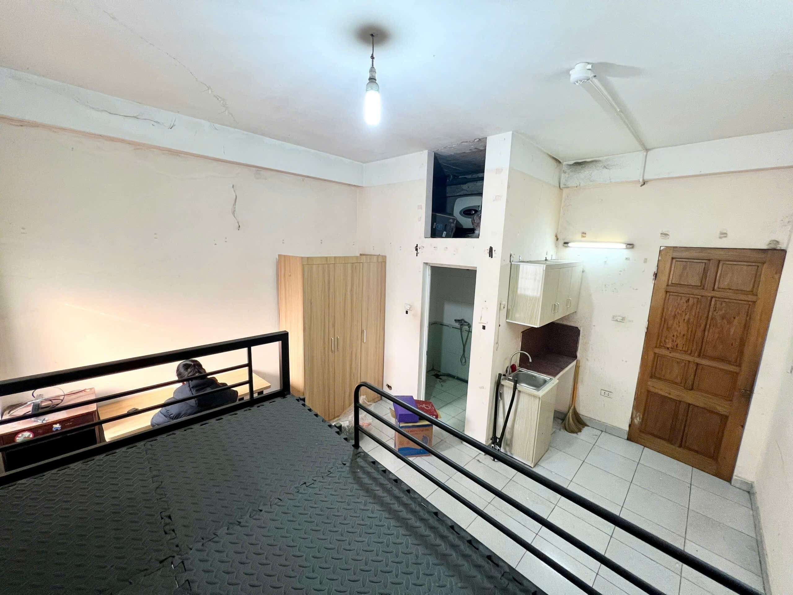 Phòng khép kín, full đồ Chùa Láng-1