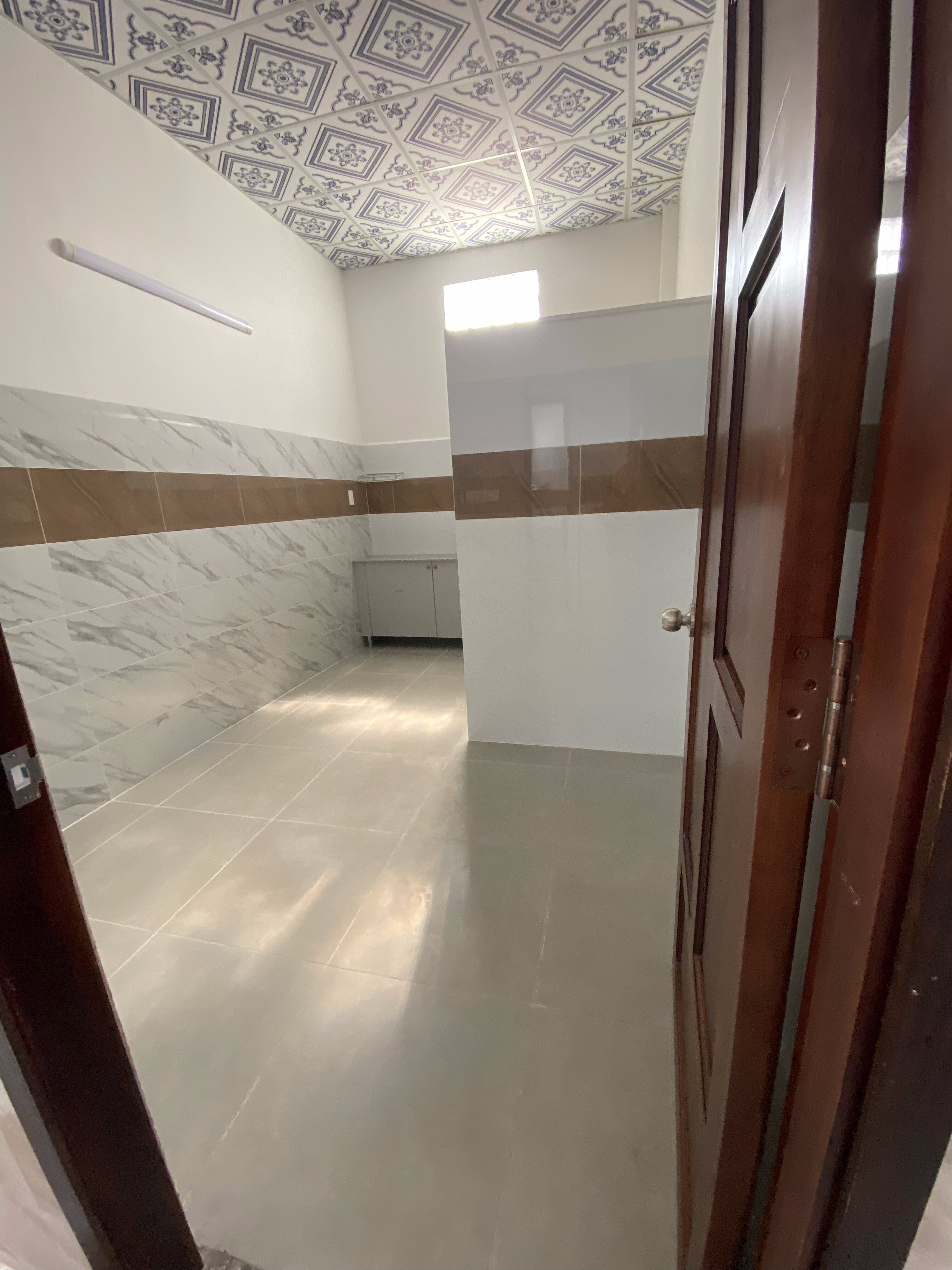 Phòng trọ mới xây new full bếp ,tbvs, máy lạnh, không gác-1