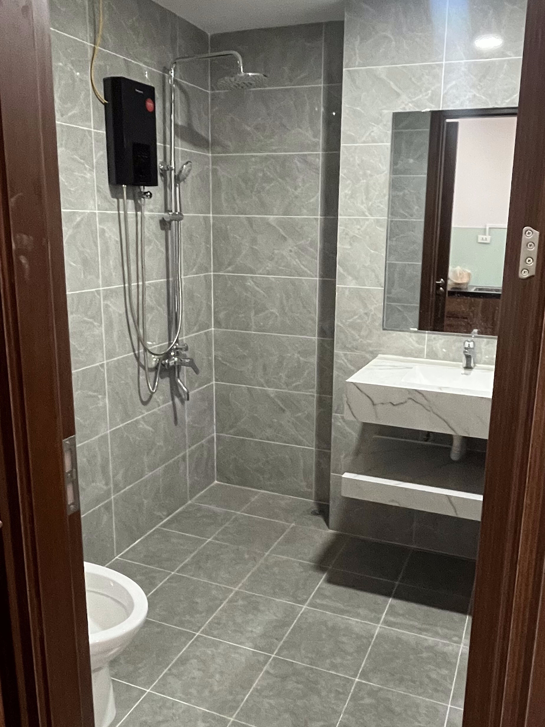 CHO THUÊ CĂN HỘ SOLRISE NHƠN PHÚ TẦNG CAO-2