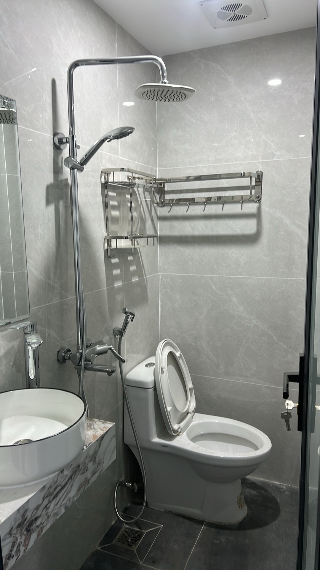 Cho thuê căn hộ khép kín trong tòa ccmn tại 21A ngõ 99 võ chí công hà nội-4