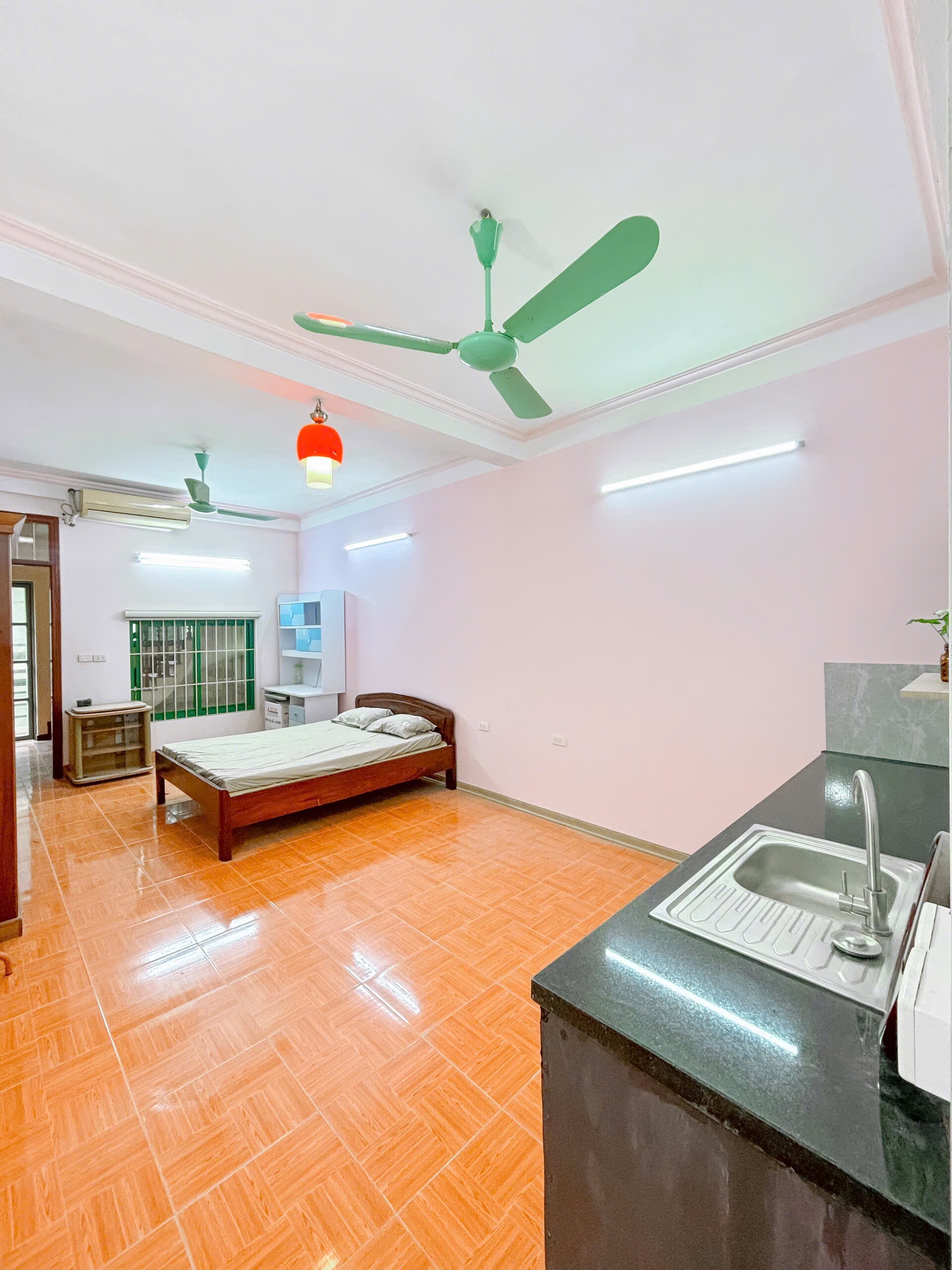 Cho thuê phòng tầng 3 vskk Vương thừa vũ-0