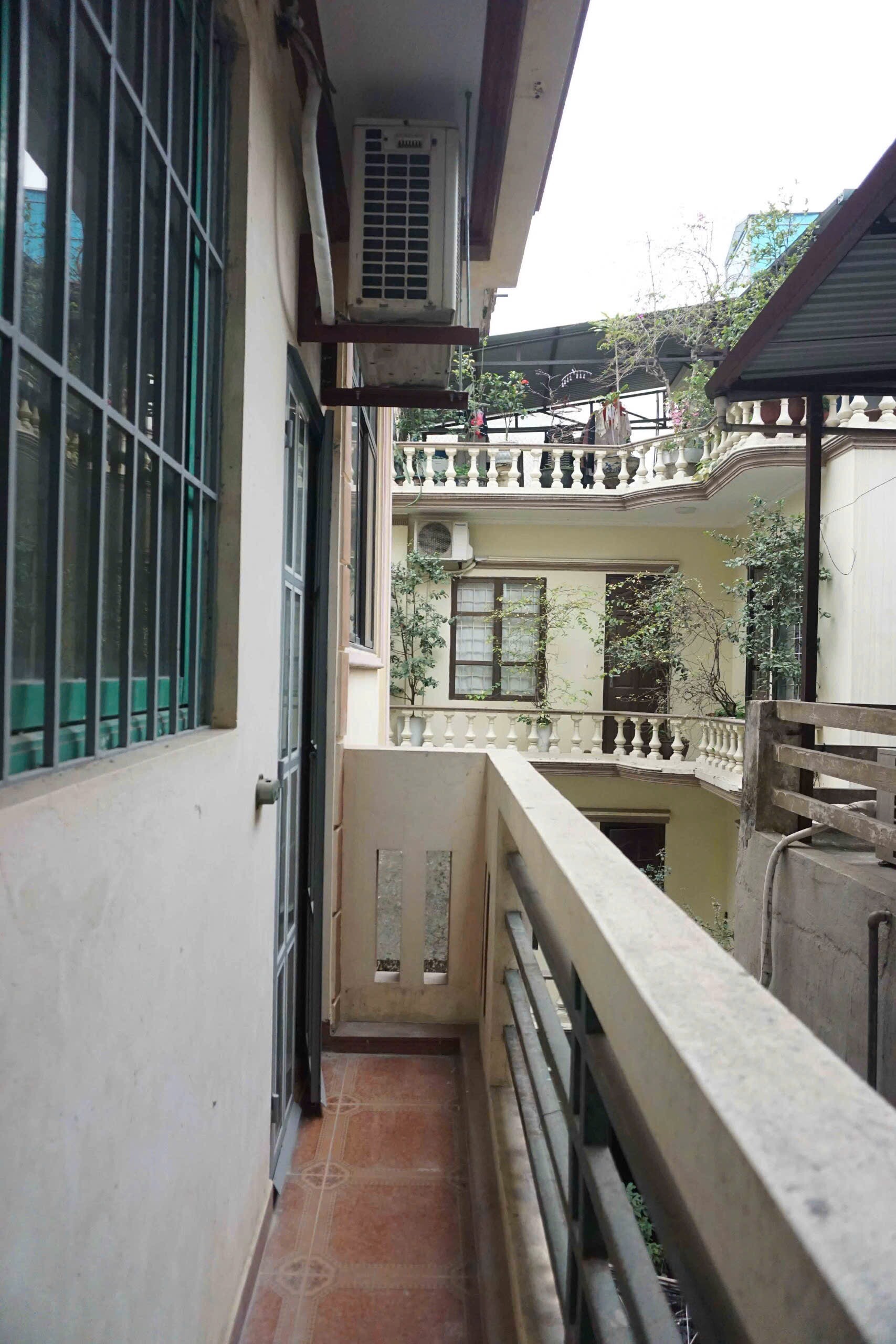 Cho thuê phòng tầng 3 vskk Vương thừa vũ-3