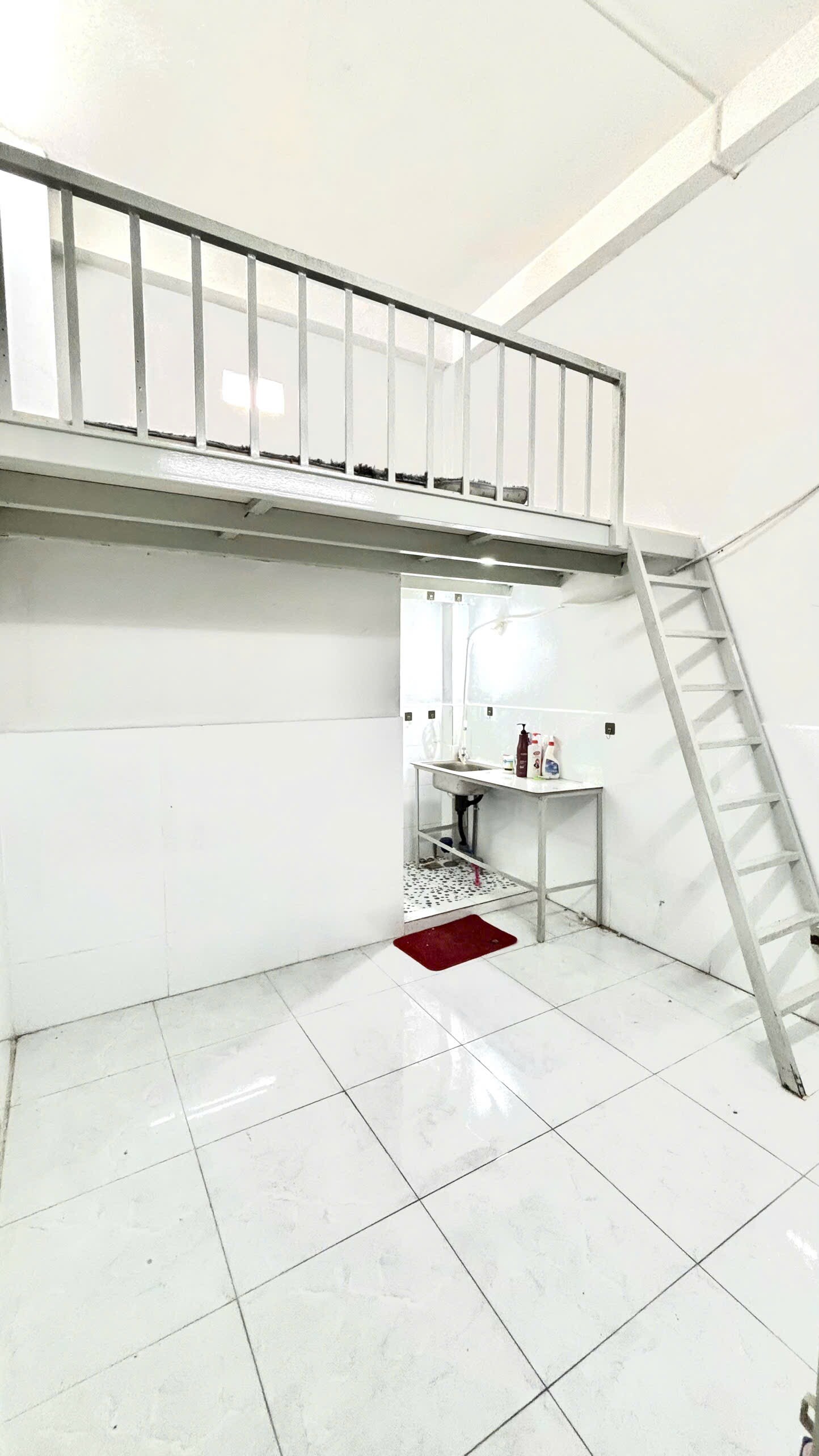 Cho thuê phòng trọ tại quận 12 gần trường đại học Nguyễn Tất Thành, Văn Hiến, cao đẳng điện lực-2