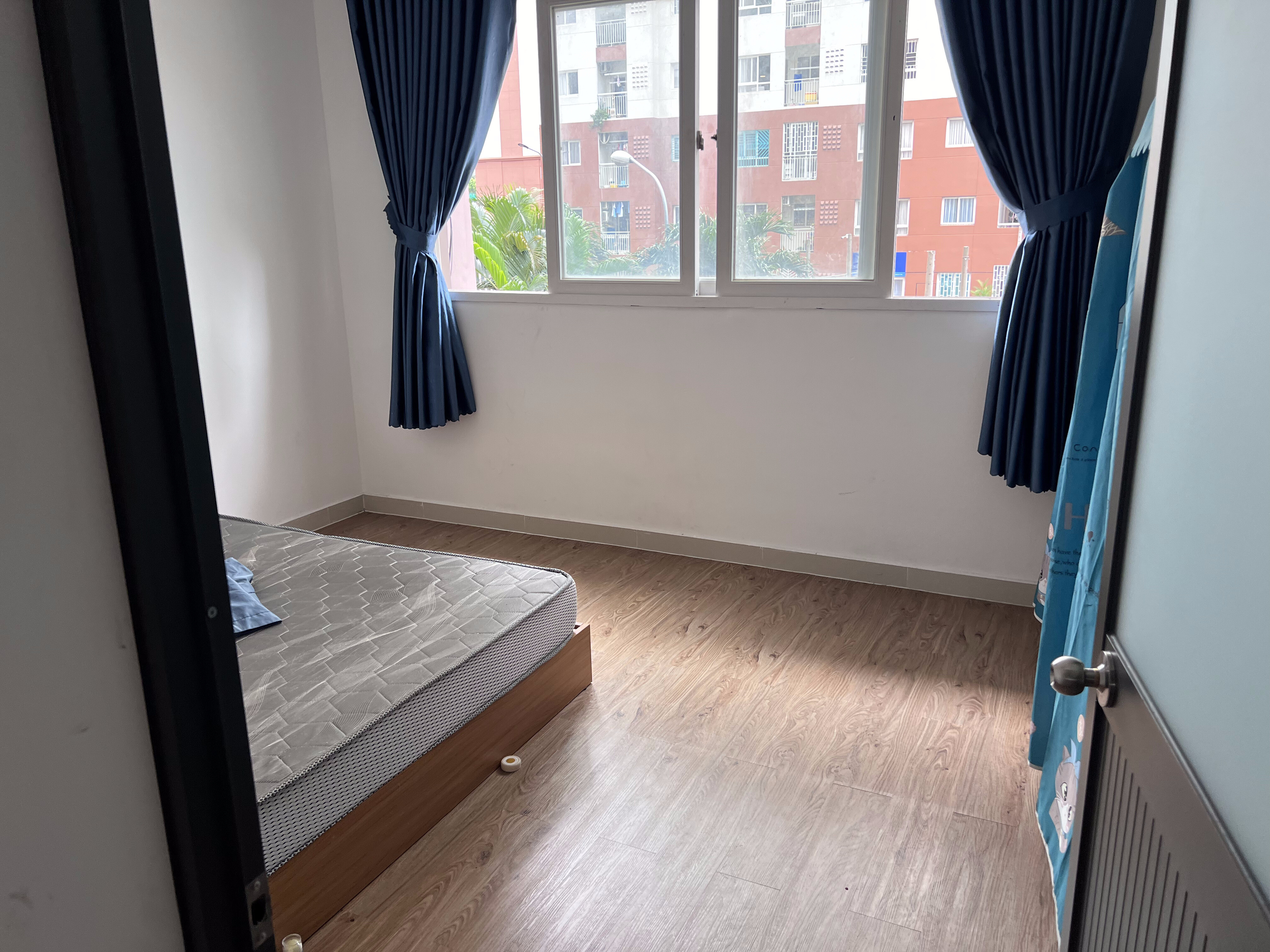 Ưu tiên học sinh sinh viên-0