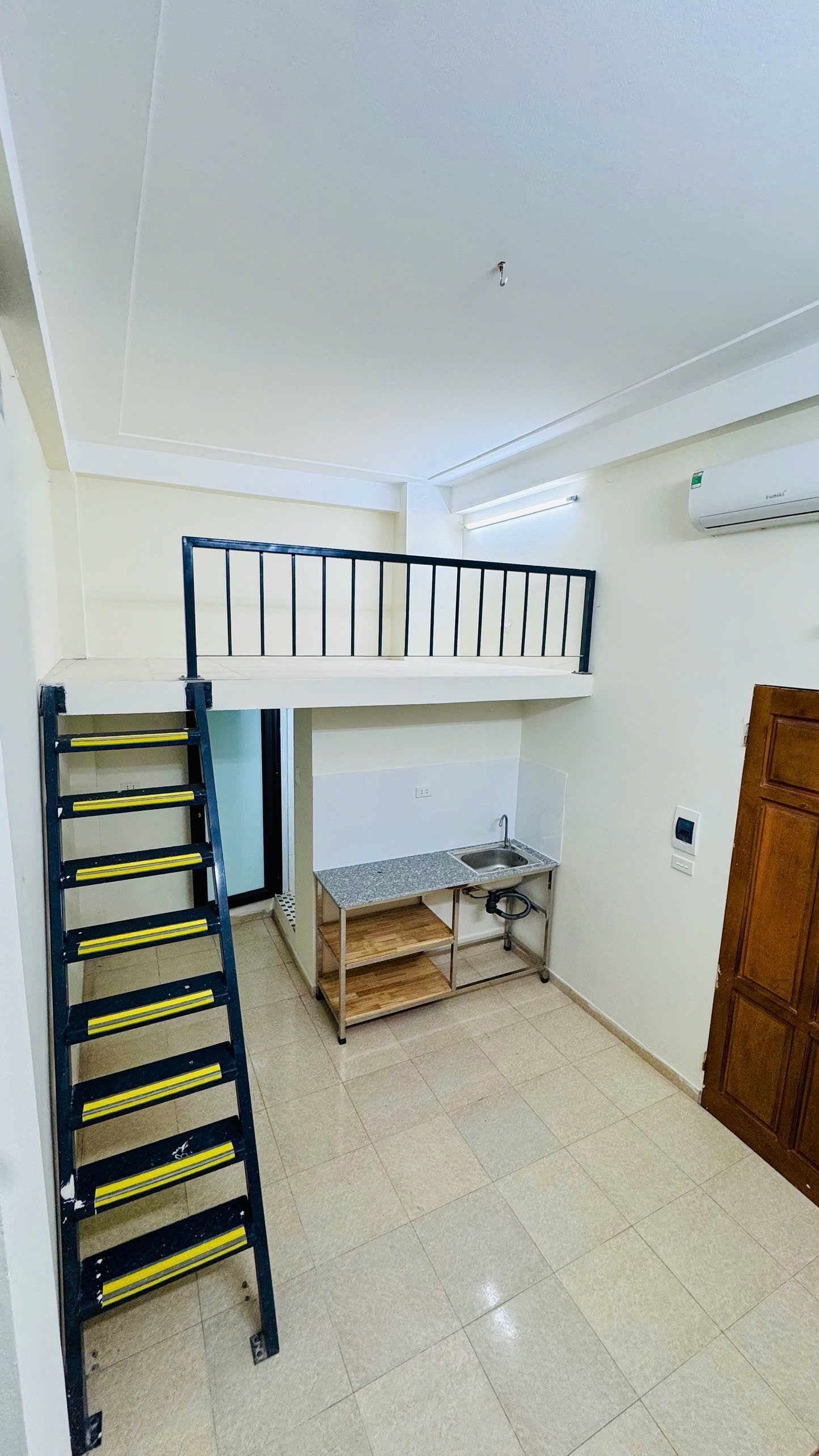 PHÒNG TRỌ KHÉP KÍN – TRUNG TÂM THANH XUÂN – FULL ĐỒ CƠ BẢN – GIÁ CHỈ 3TR-1