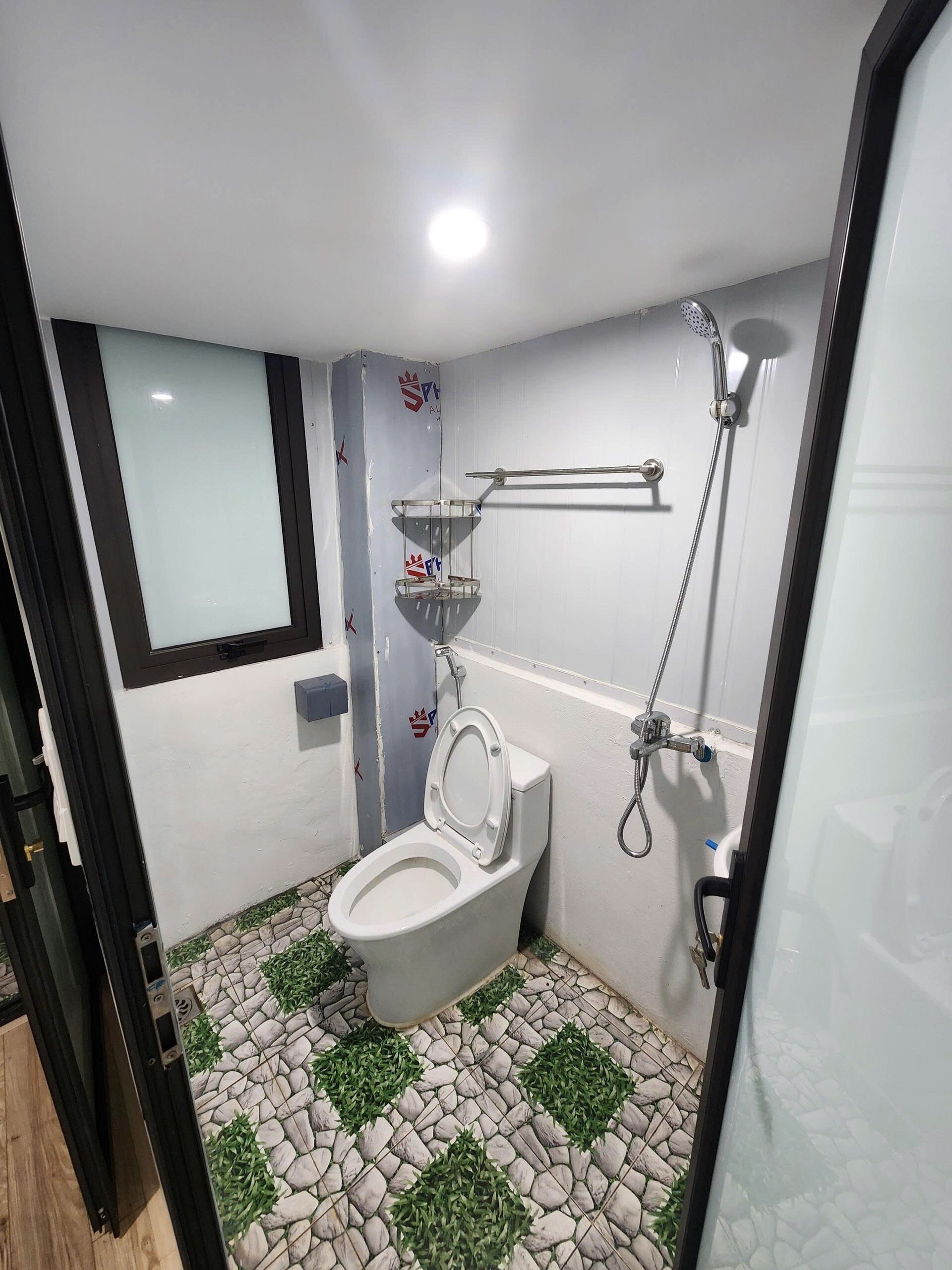 Cho thuê phòng có ban công ngõ 62 Cầu Am Vạn Phúc Hà Đông 3tr7-2