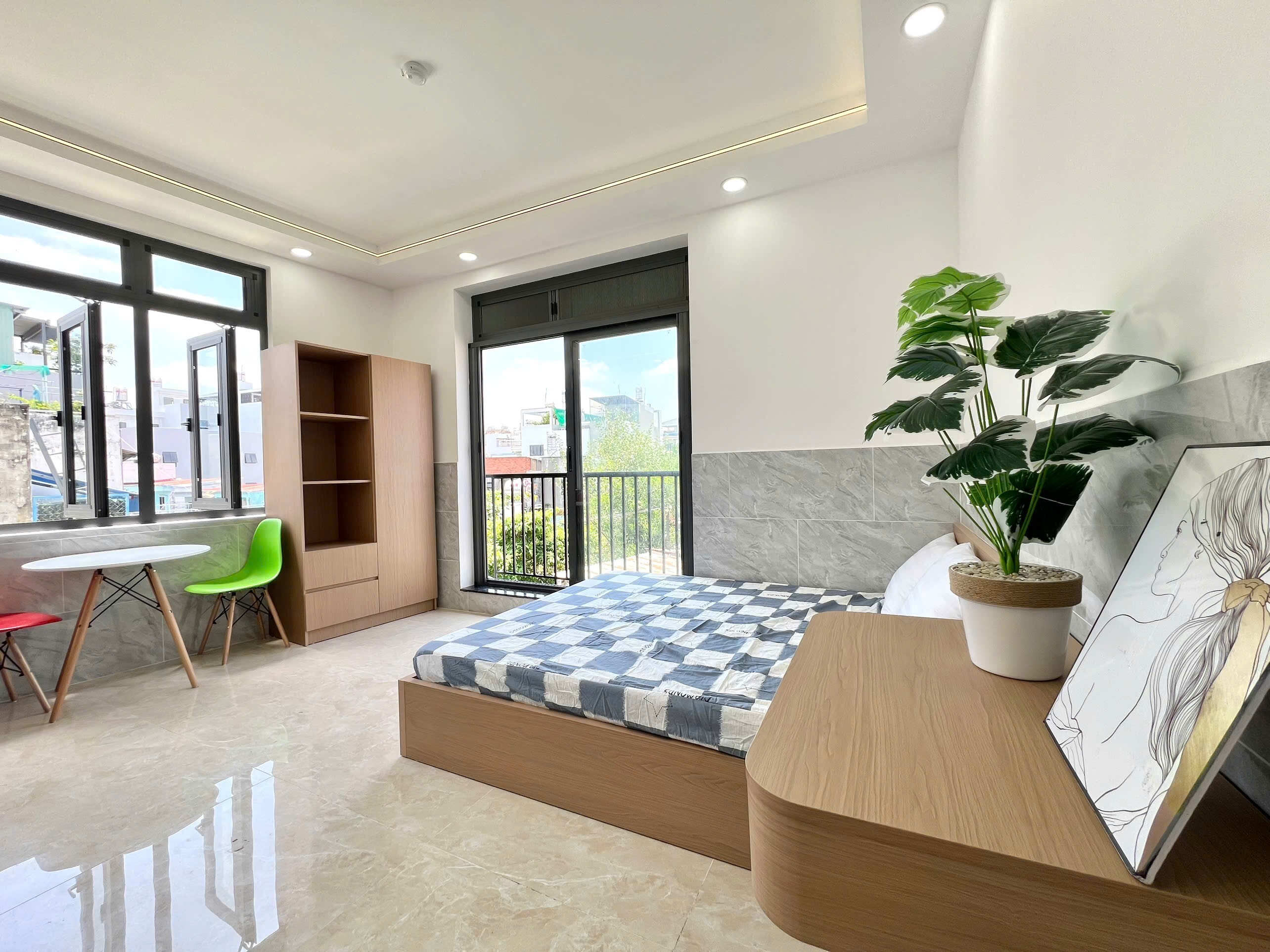 STUDIO RỘNG 40M2 – NGAY CÔNG VIÊN LÀNG HOA – FULL NỘI THẤT – GIỜ TỰ DO-3