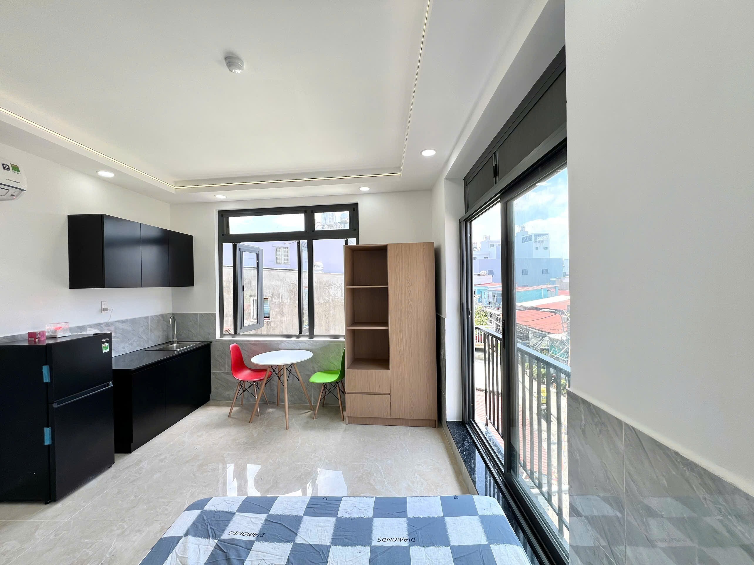 STUDIO RỘNG 40M2 – NGAY CÔNG VIÊN LÀNG HOA – FULL NỘI THẤT – GIỜ TỰ DO-4