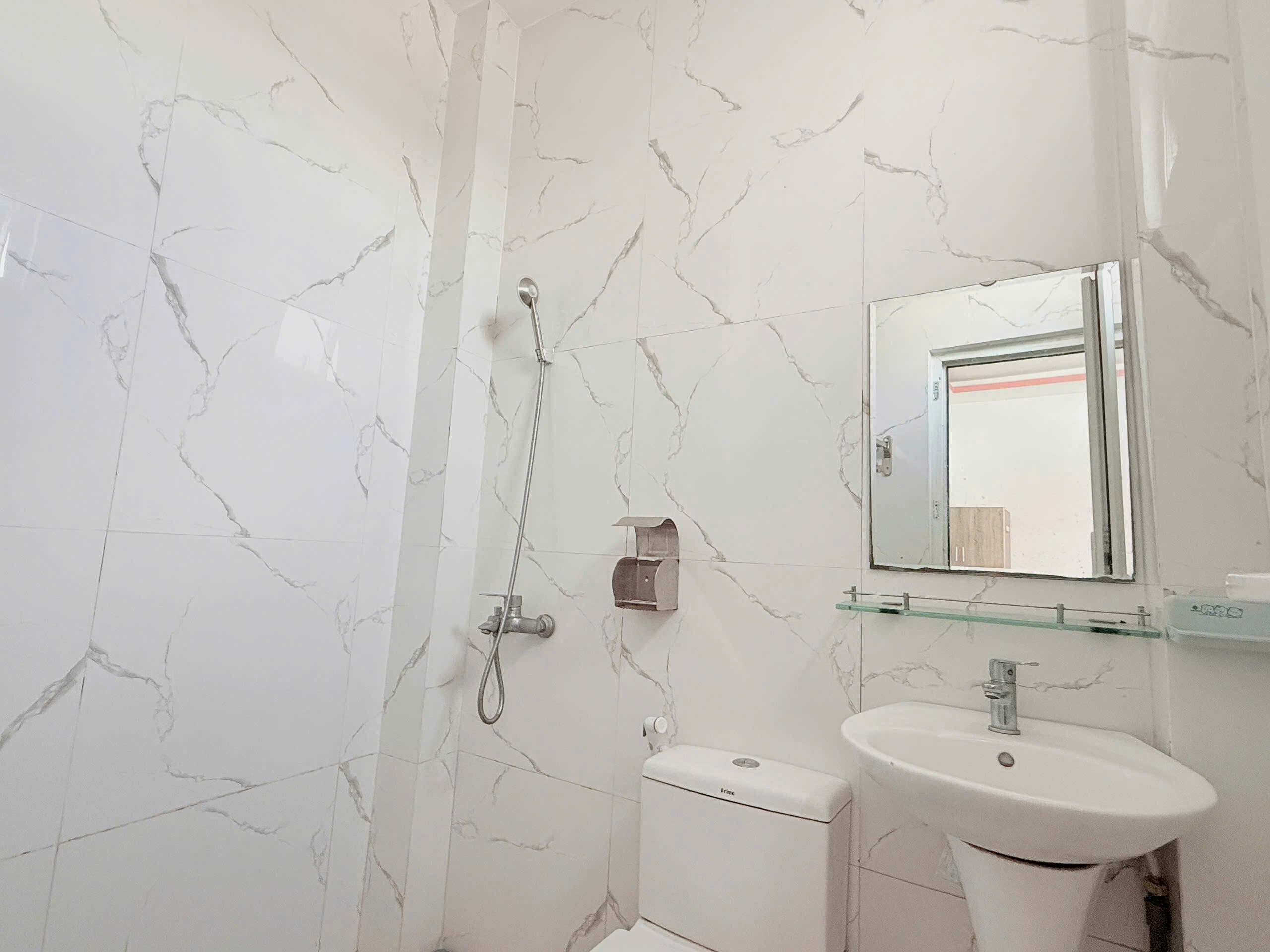 PHÒNG ĐẸP GIÁ TỐT – NGAY MẶT TIỀN QUANG TRUNG GÒ VẤP – GIỜ GIẤC TỰ DO-3