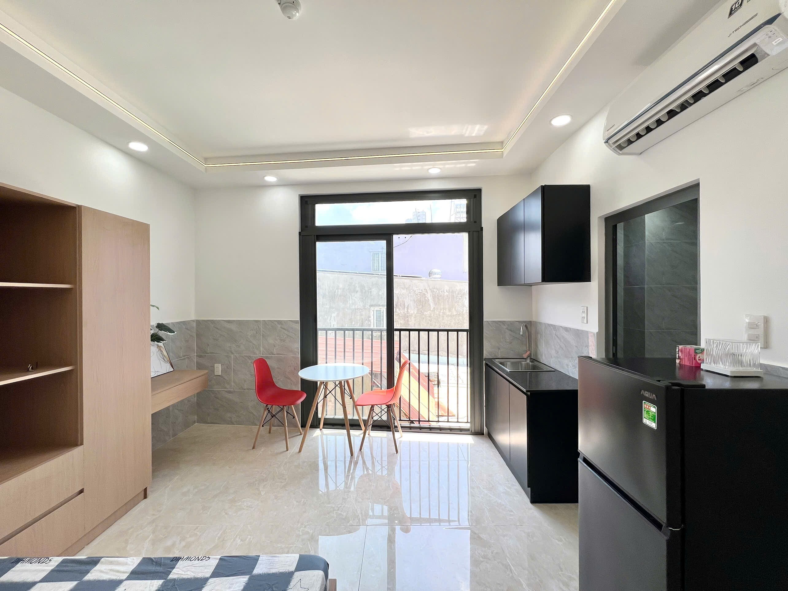 CĂN HỘ FULL NỘI THẤT – BAN CÔNG RỘNG VIEW ĐẸP – GIÁ CỰC TỐT NGAY TRUNG TÂM GÒ VẤP-1