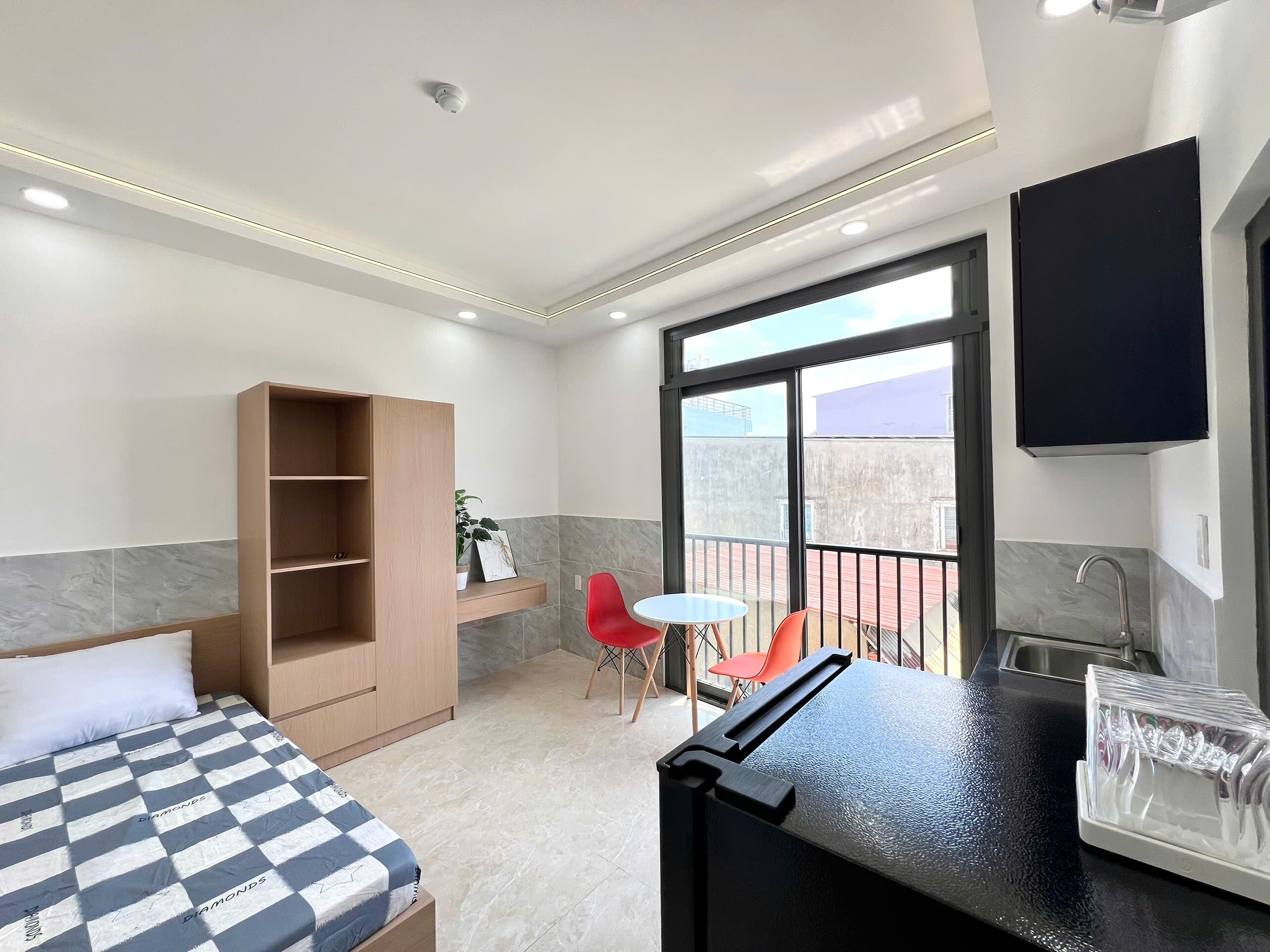 CĂN HỘ FULL NỘI THẤT – BAN CÔNG RỘNG VIEW ĐẸP – GIÁ CỰC TỐT NGAY TRUNG TÂM GÒ VẤP-2